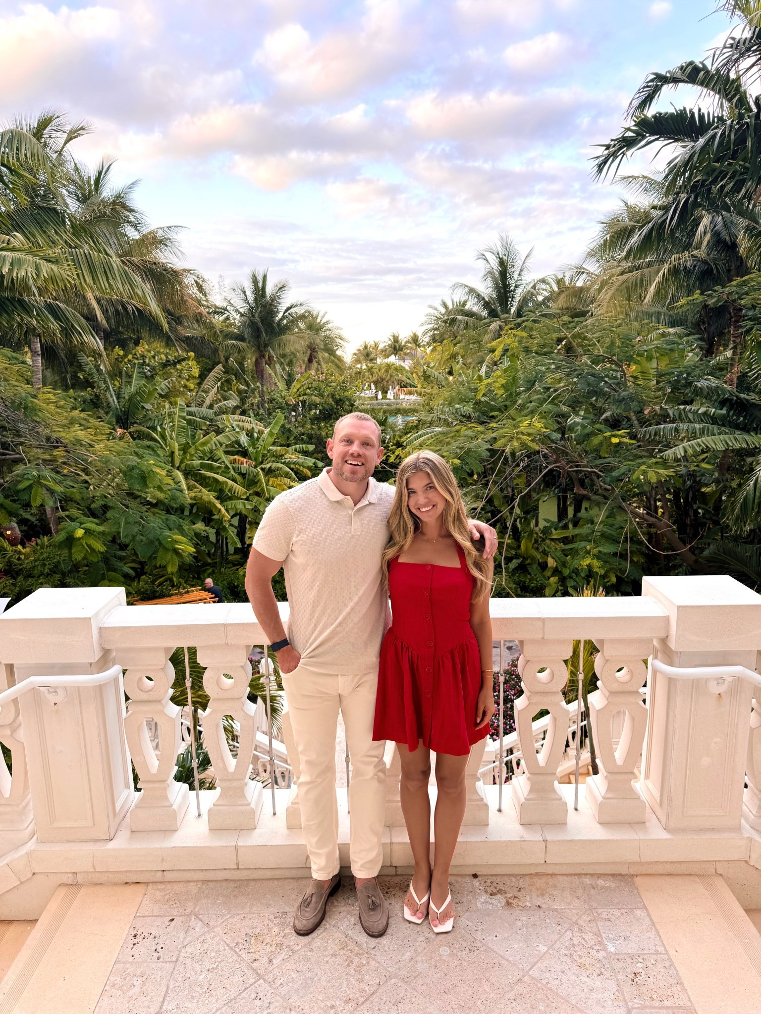 This dress is SO flattering! I’m wearing a size 4 and the colour is: lipstick 