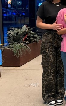 I didn’t take a fit pic but here’s a mom fit for the arcade 😜

Top size medium
Pants size medium

#LTKootd #LTKmomlife