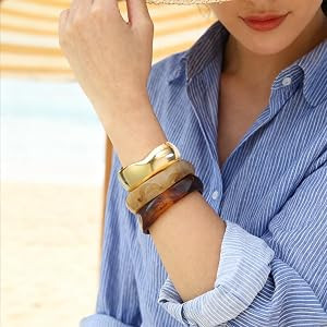 Chunky Acrylic Bangle bracelets Set for Women Colorful Statement Resin Bangles Bracelets Trendy J... | Amazon (US)