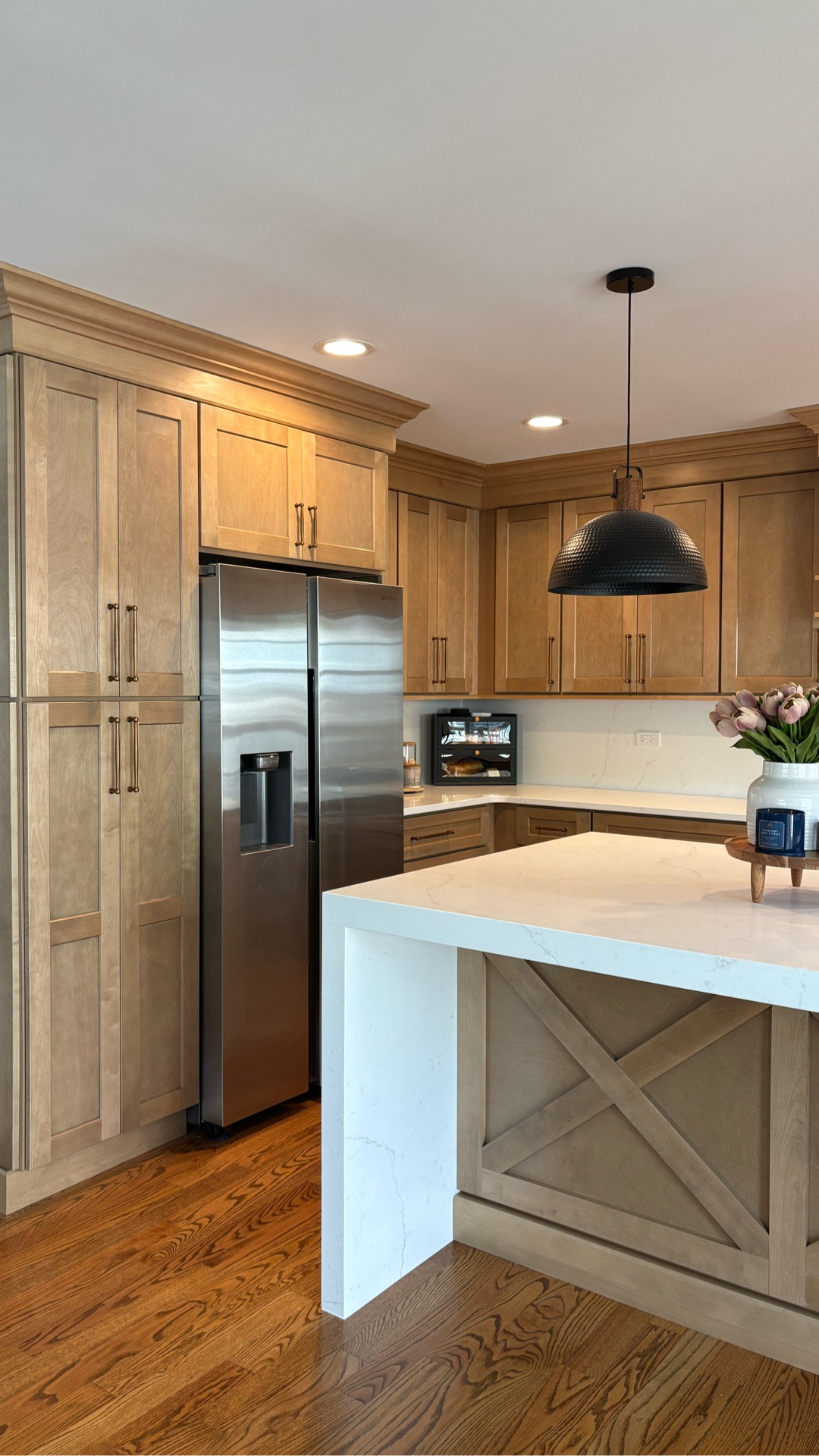 My completed kitchen is a dream come true 😍
Linking everything we used for this complete kitchen look!

Quartz: calacatta rusta 
Wood cabinets: Carmel color