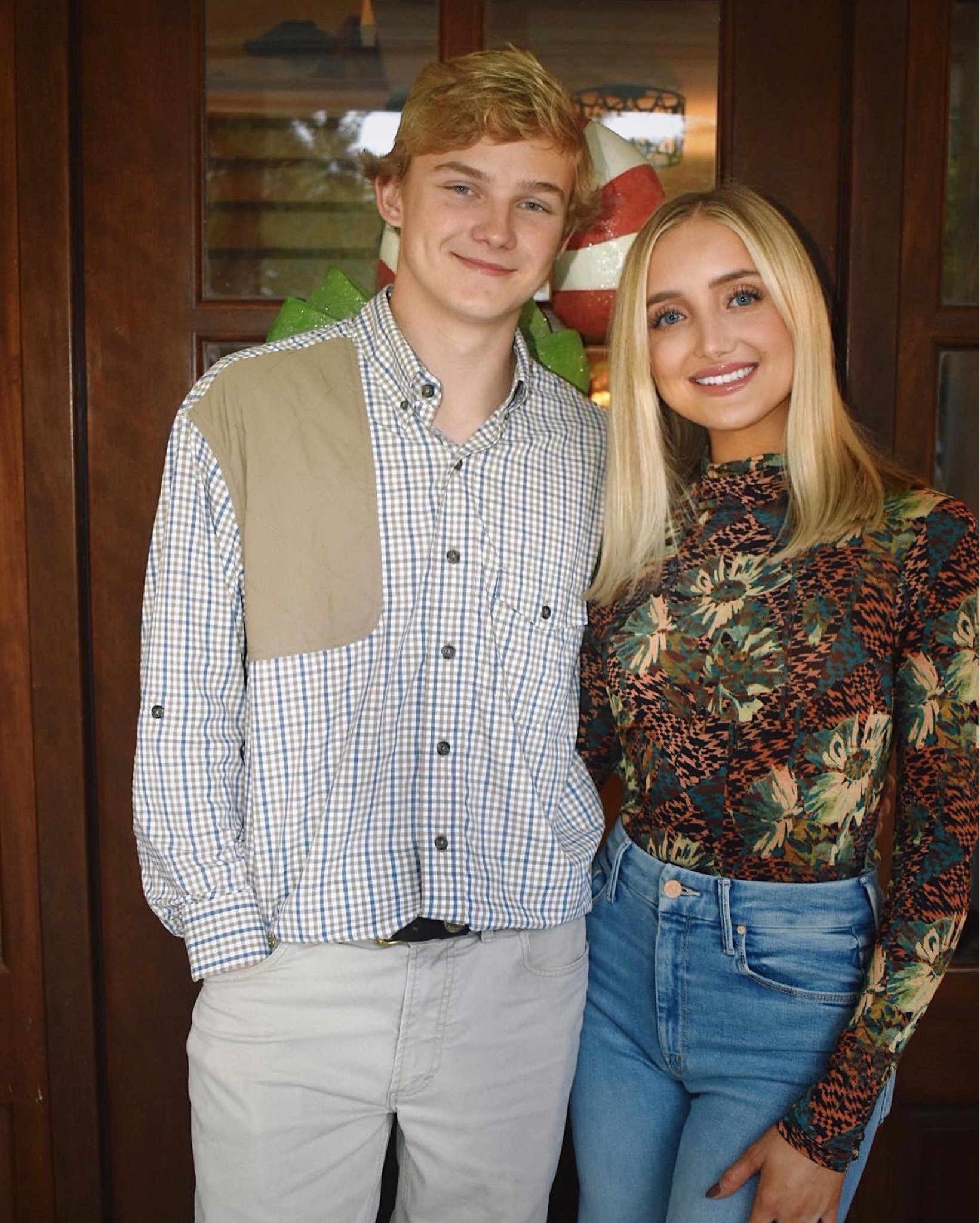 HOLIDAY OUTFIT INSPO!! Absolutely obsessed with how flattering and comfortable this top is. Grab it for the holidays, gorgeous for the season! The one I have is in the color/pattern “Prism”. I linked the same top but in different patterns  

#LTKGiftGuide #LTKHoliday #LTKSeasonal