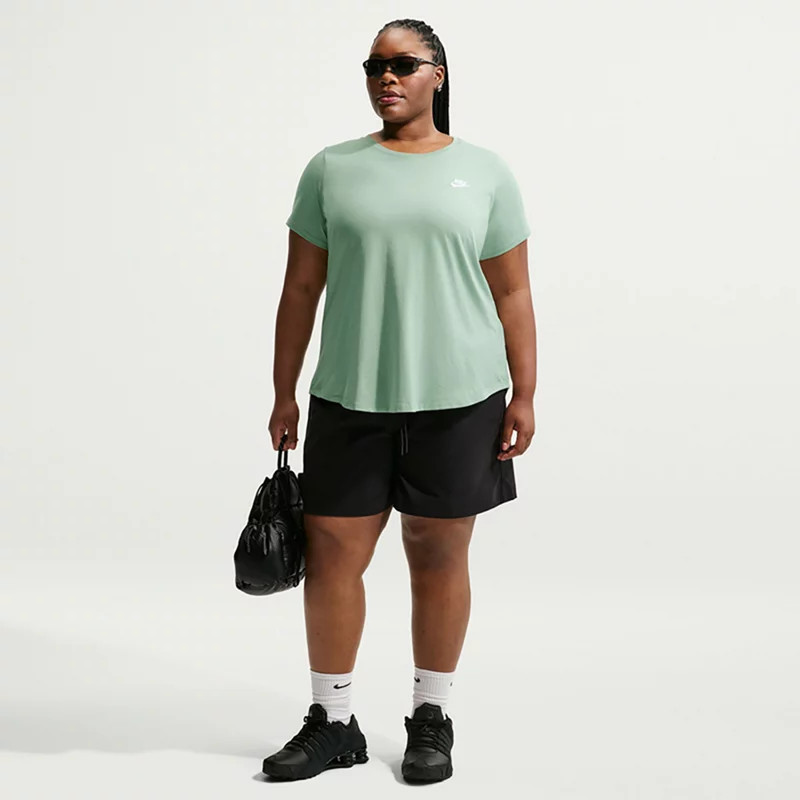 Nike Plus Size Women's Sportswear Club T-shirt | Academy Sports + Outdoors