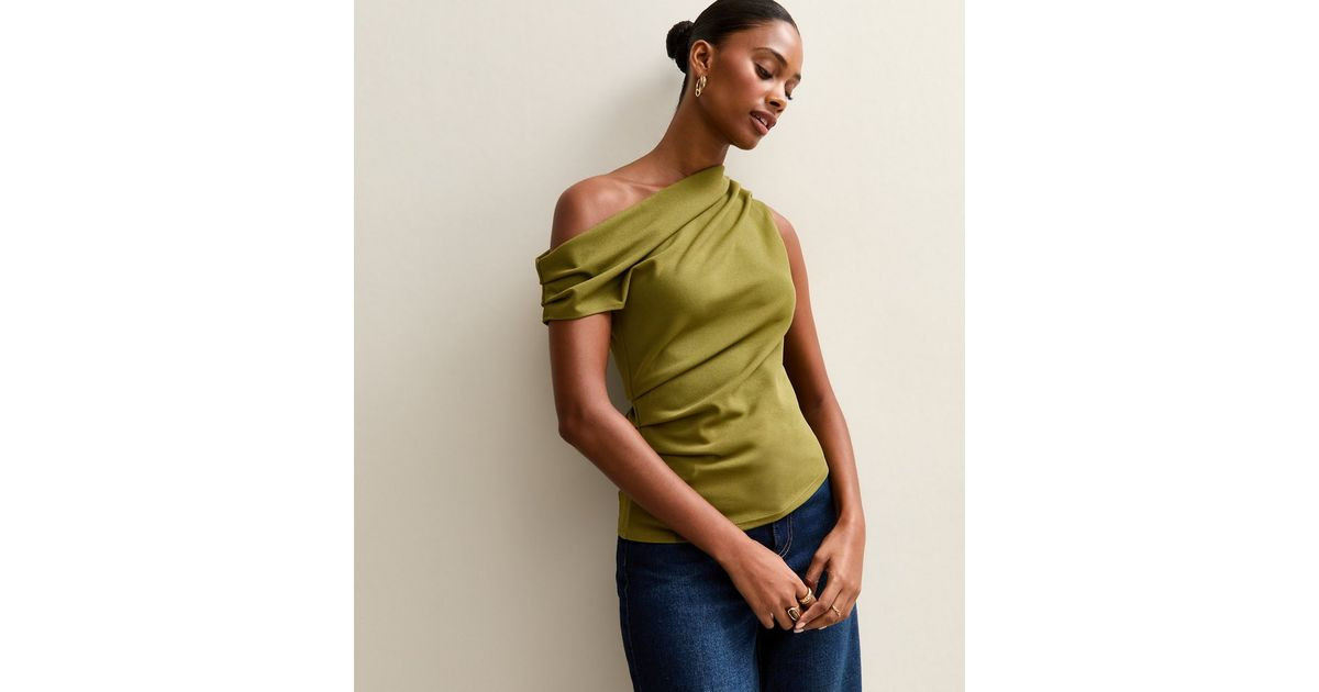 Light Khaki Gathered Off The Shoulder Top | New Look | New Look (UK)