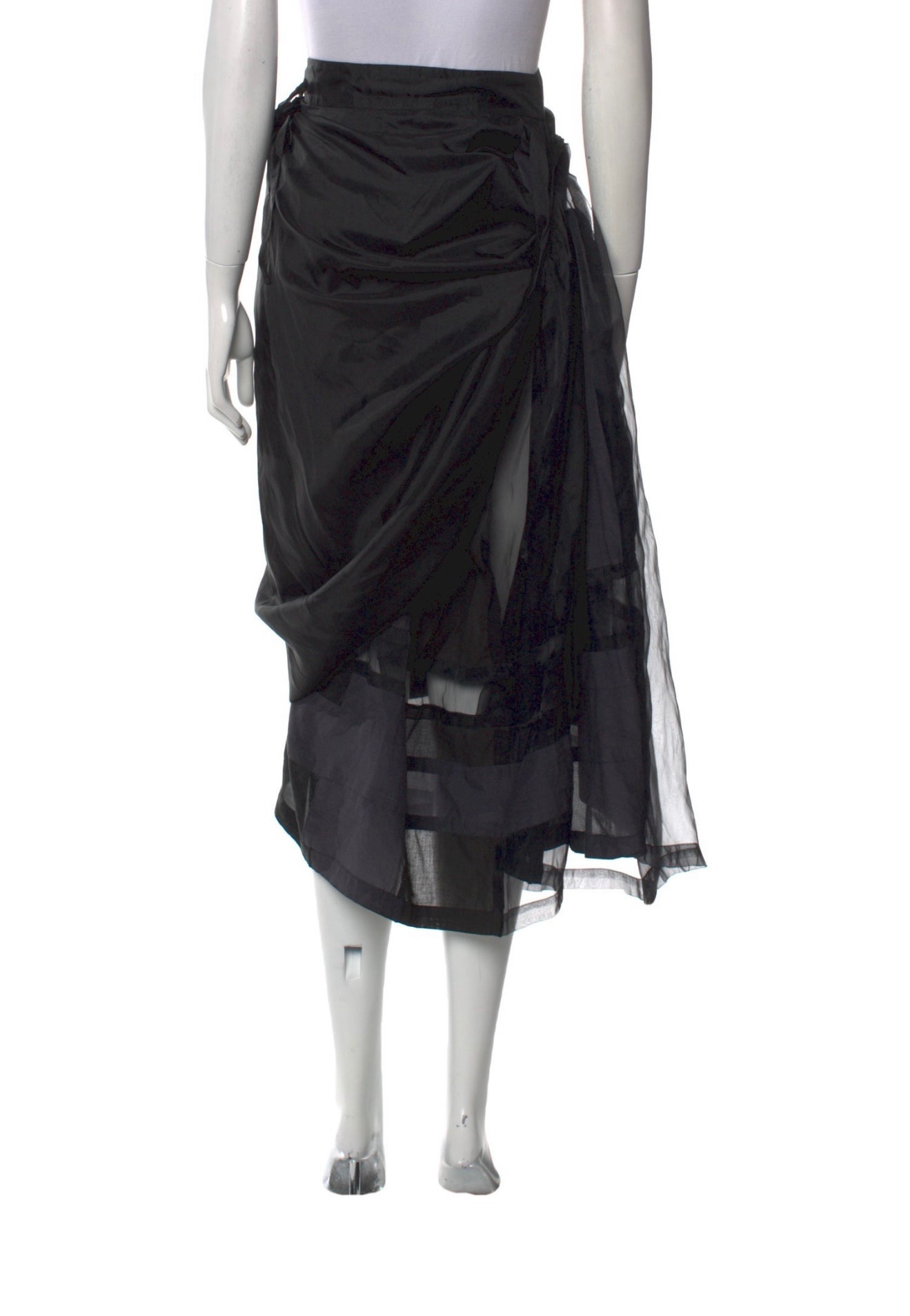 Fall fashion statement skirts! 

#LTKSeasonal #LTKMidsize #LTKStyleTip
