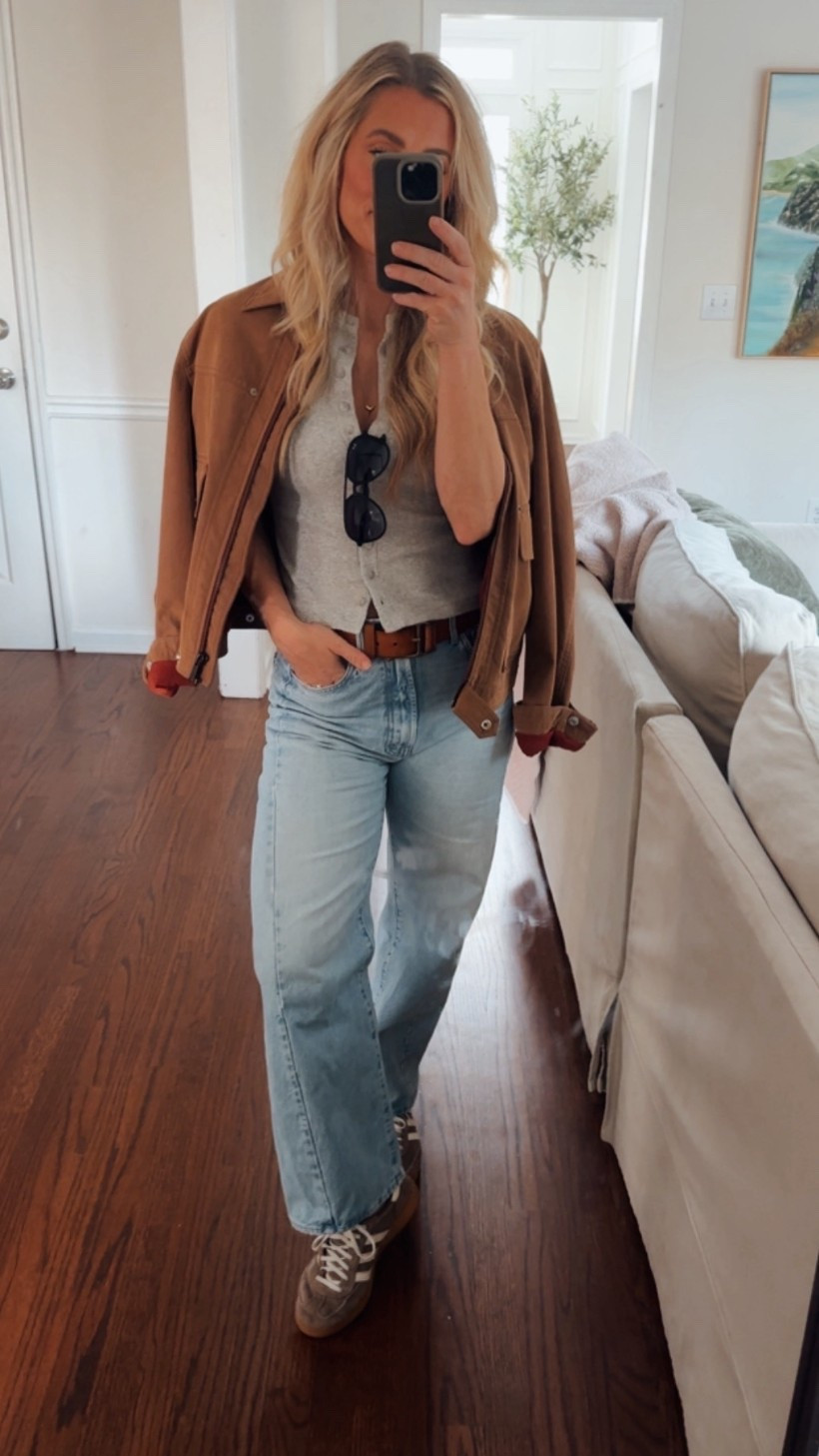 20% off jeans today only 

#LTKootd #LTKHoliday #LTKSaleAlert