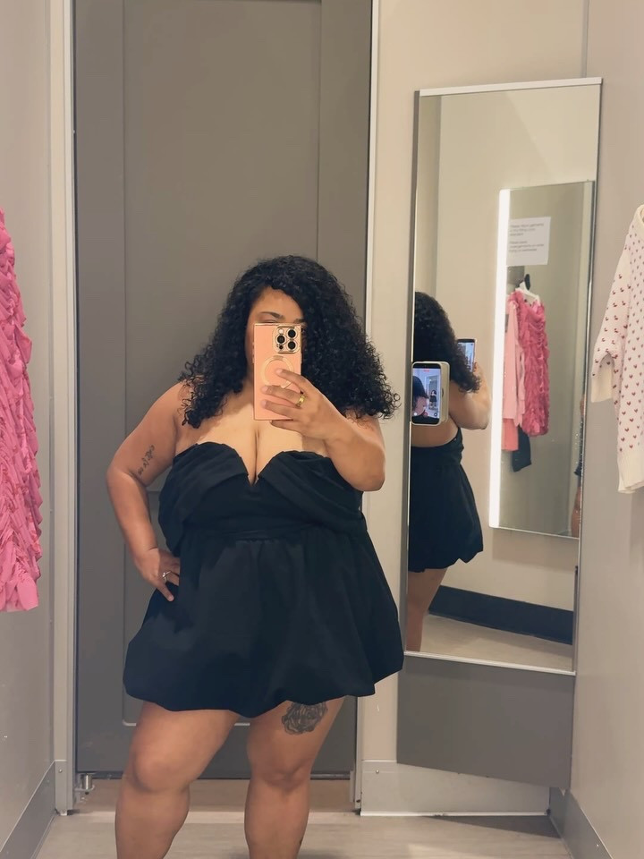 I felt so confident in this dress like, the kind of confident where you don’t keep adjusting or second guessing yourself… you just exist in the moment. 🖤

This is one of those pieces that hugs the curves, supports the girls, and makes you feel sexy in a classic, grown-woman way. I sized down once, but honestly could’ve gone down one more size for an even more snatched fit, so definitely consider sizing down if you want it fitted.

This is the perfect Valentine’s Day outfit because it’s timeless, effortless, and lets you shine. Whether it’s a romantic dinner, date night, or just a reason to feel good, this dress does the work for you.

And yes… my husband already requested I bring this for our next date night 💋

Comment 🖤 for the link
Linked on my LTK @ashdelore ✨
Tagging @target because this find was too good not to share

#ValentinesOutfit #CurvyStyle #BudgetLuxe #TargetStyle #AshleyDelore

#LTKValentine