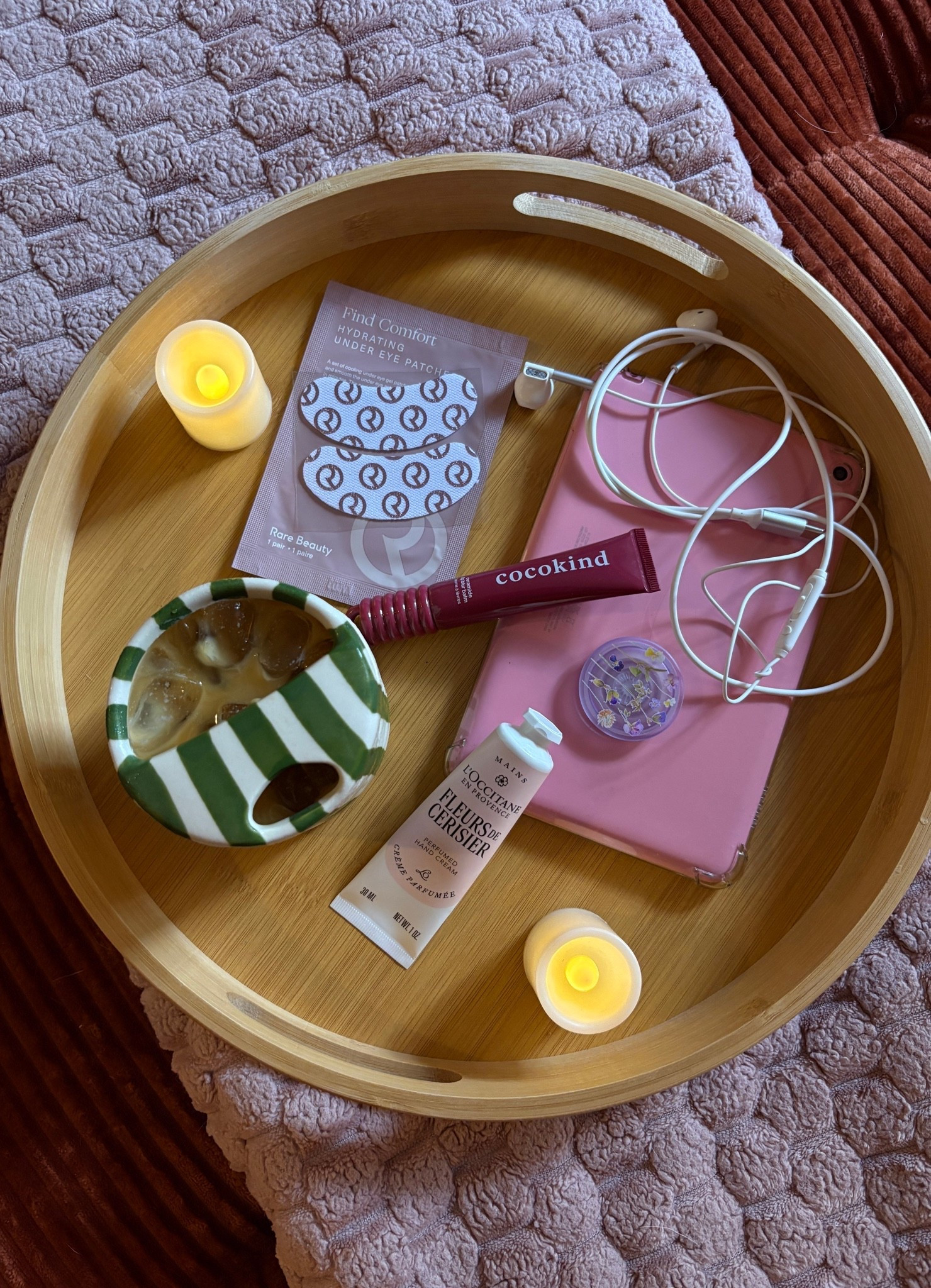 Morning essentials

#LTKselfcare #LTKmomlife #LTKmorningroutine