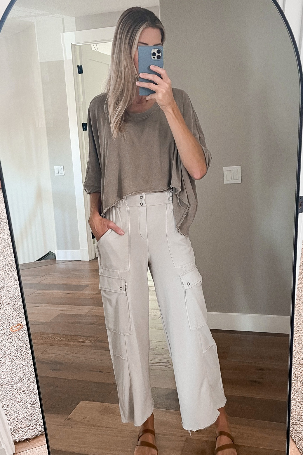 Weekend wardrobe! My newest favorite find….Cotton wide-leg cargo pant 🙌🏻  Elastic waist band & tts! So comfortable and cute! 

#ootd #weekend

#LTKunder100 #LTKSeasonal #LTKstyletip