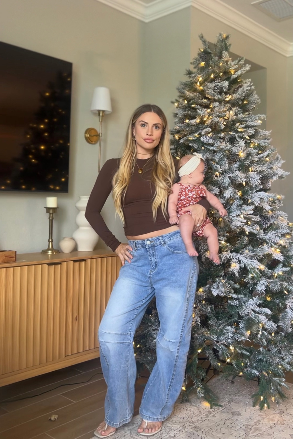 Causal fall/winter mama + me ootd 🤎

#LTKFindsUnder100 #LTKStyleTip #LTKFindsUnder50