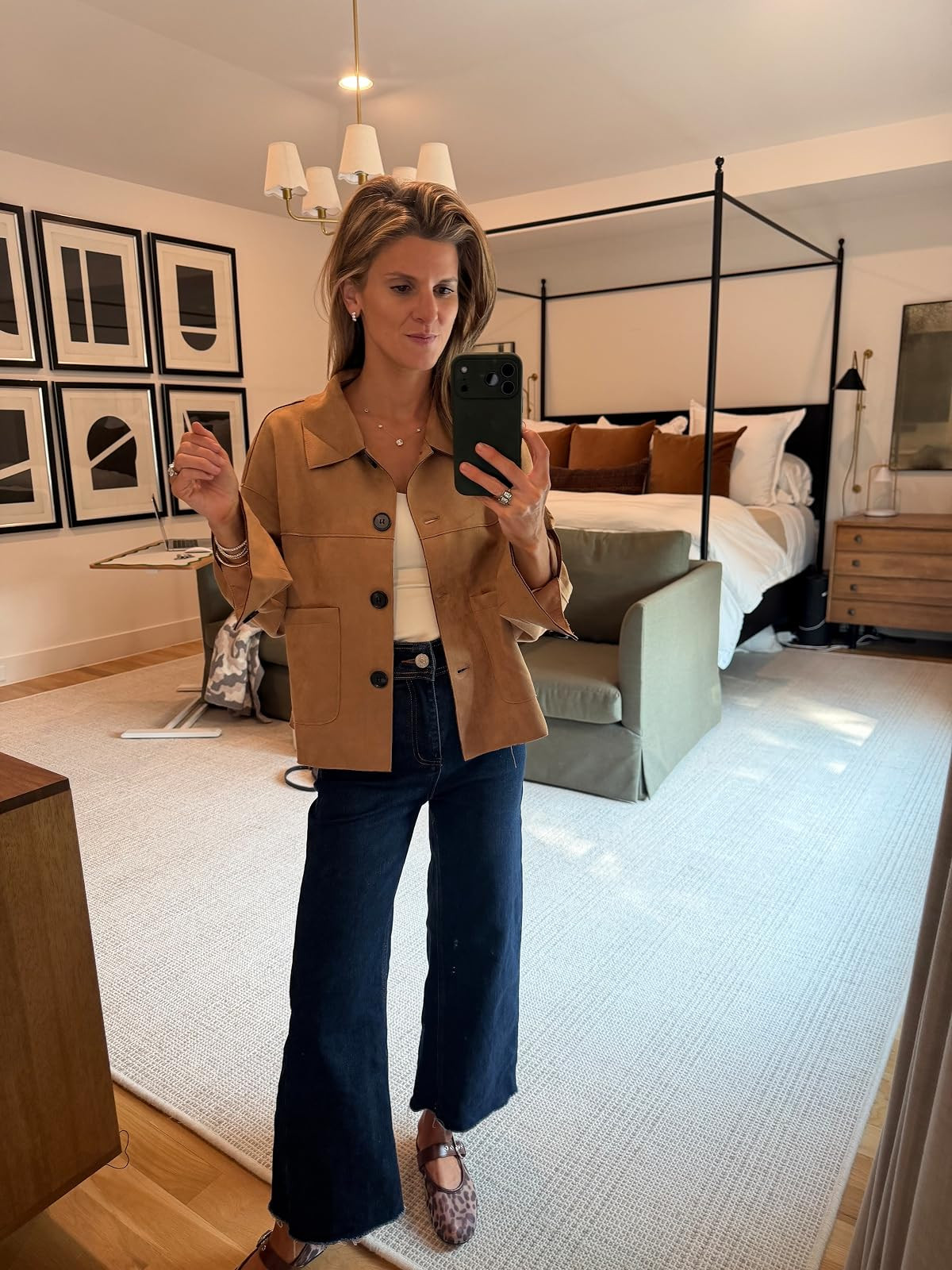 Full Fall Amazon Look - seamless tank and dark denim wide leg jeans with a cropped suede jacket 

 