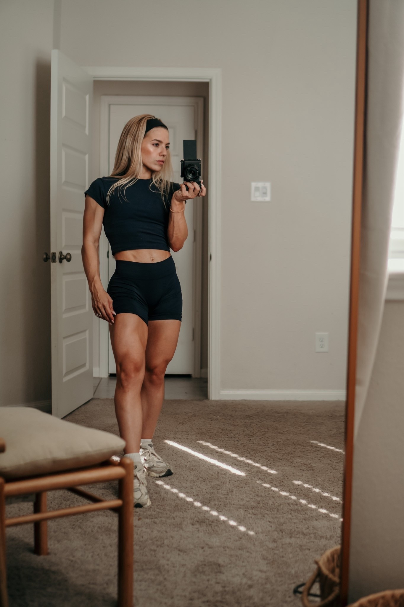 Snatched, supportive, and actually comfortable.
Wearing my favorite ONER Active set

#LTKmomlife #LTKBeauty #LTKActive