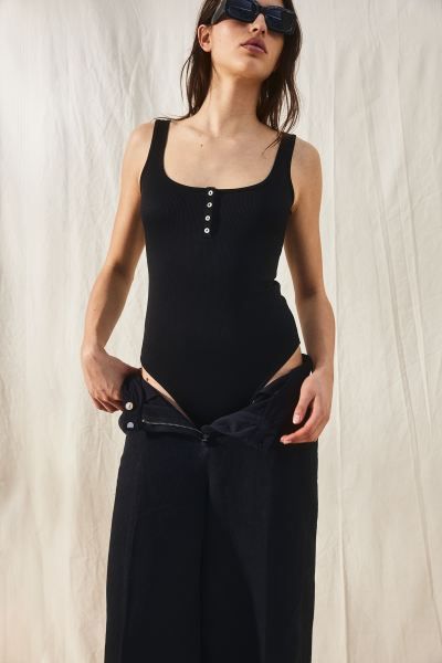 Ribbed Button-front Bodysuit - Low-cut Neckline - Sleeveless - Black - Ladies | H&M US | H&M (US + CA)