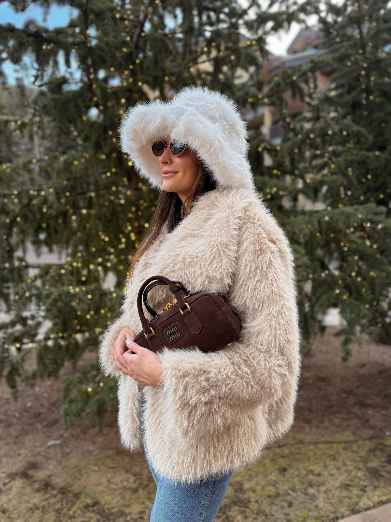 My look for today from Vail! The faux fur trend is to die for!! 

#LTKootd #LTKFindsUnder50 #LTKFindsUnder100