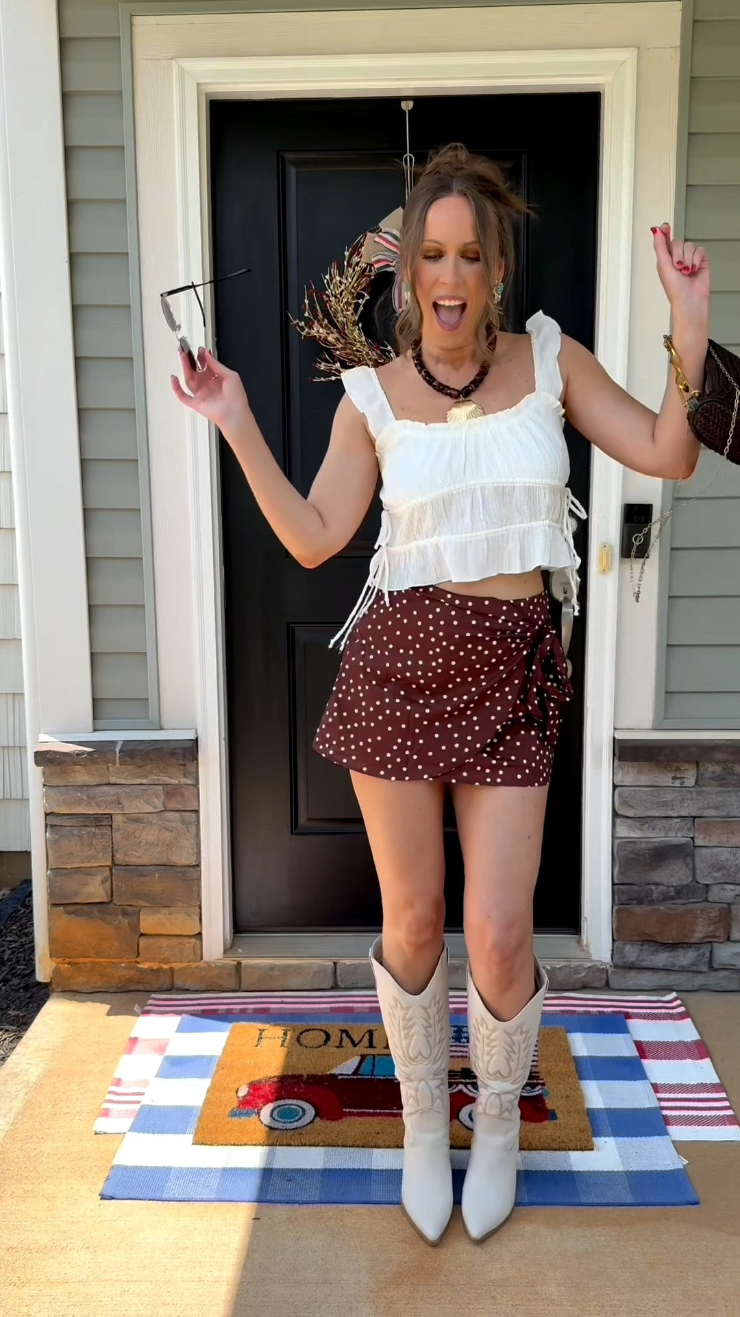 Summer to fall outfit idea 🤎🤎

Brown skirt, Amazon fashion, concert outfit, western boots, concert outfit

#LTKgrwm #LTKootd
