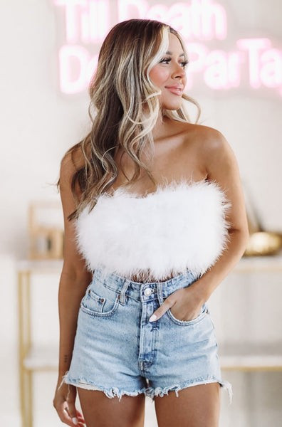 Such a Flirt Feather Top - White | Hazel and Olive