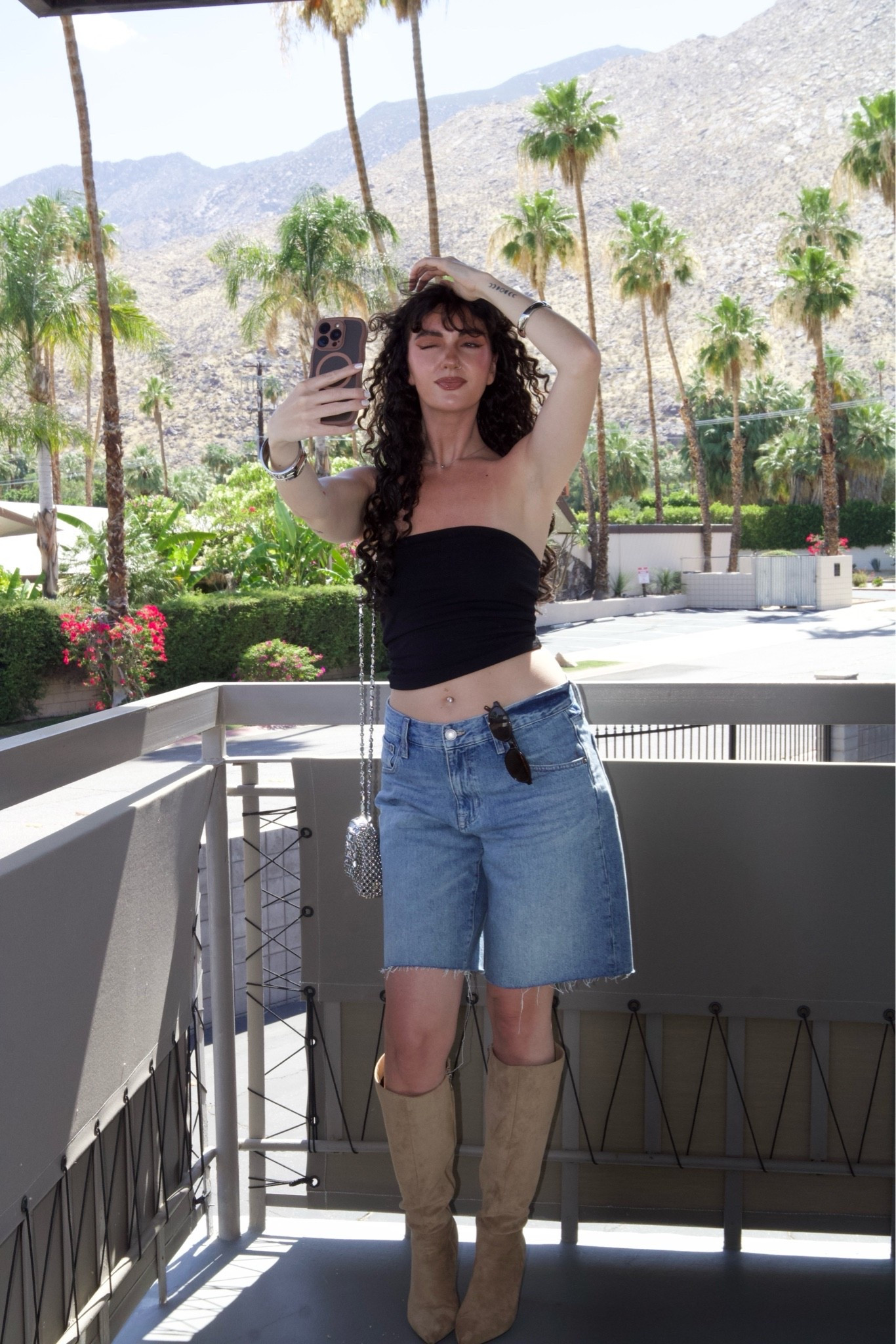 roadtrip ootd 🛣️🏜️🌴

#LTKootd #LTKTravel #LTKdayinmylife