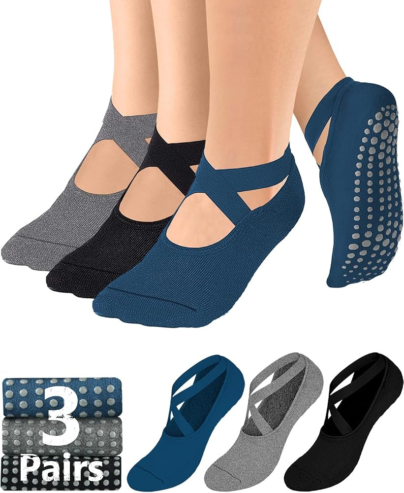 AURUZA Pilates Grip Socks for Women Non Slip Skid Yoga Socks with Grips Straps for Ballet Dance W... | Amazon (US)