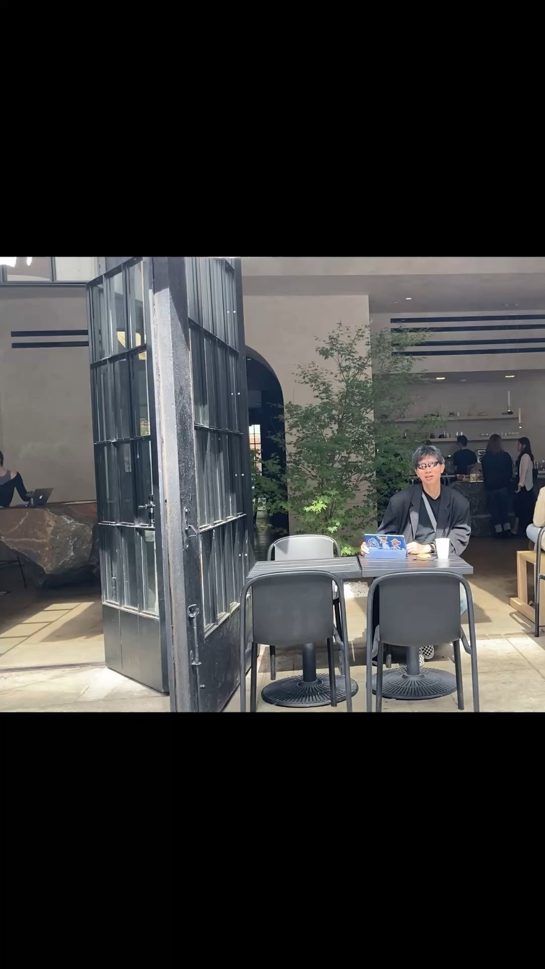 A quiet sunny afternoon, soft light pouring in, and nowhere to rush to. Just a beautifully calm space, easy conversation, and effortlessly chic men’s style that fits the moment perfectly.  

#mensfashion #mensstyle #effortlessstyle #quietafternoon #modernmenswear #relaxedchic #minimaliststyle #ltkstyle

#LTKMens #LTKdayinmylife #LTKvlog #LTKMens