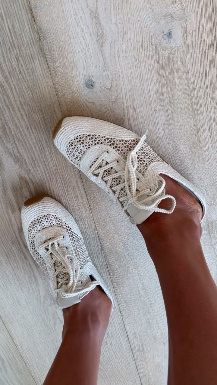 These summer sneakers 😍😍😍 size up 1/2 a size ❤️