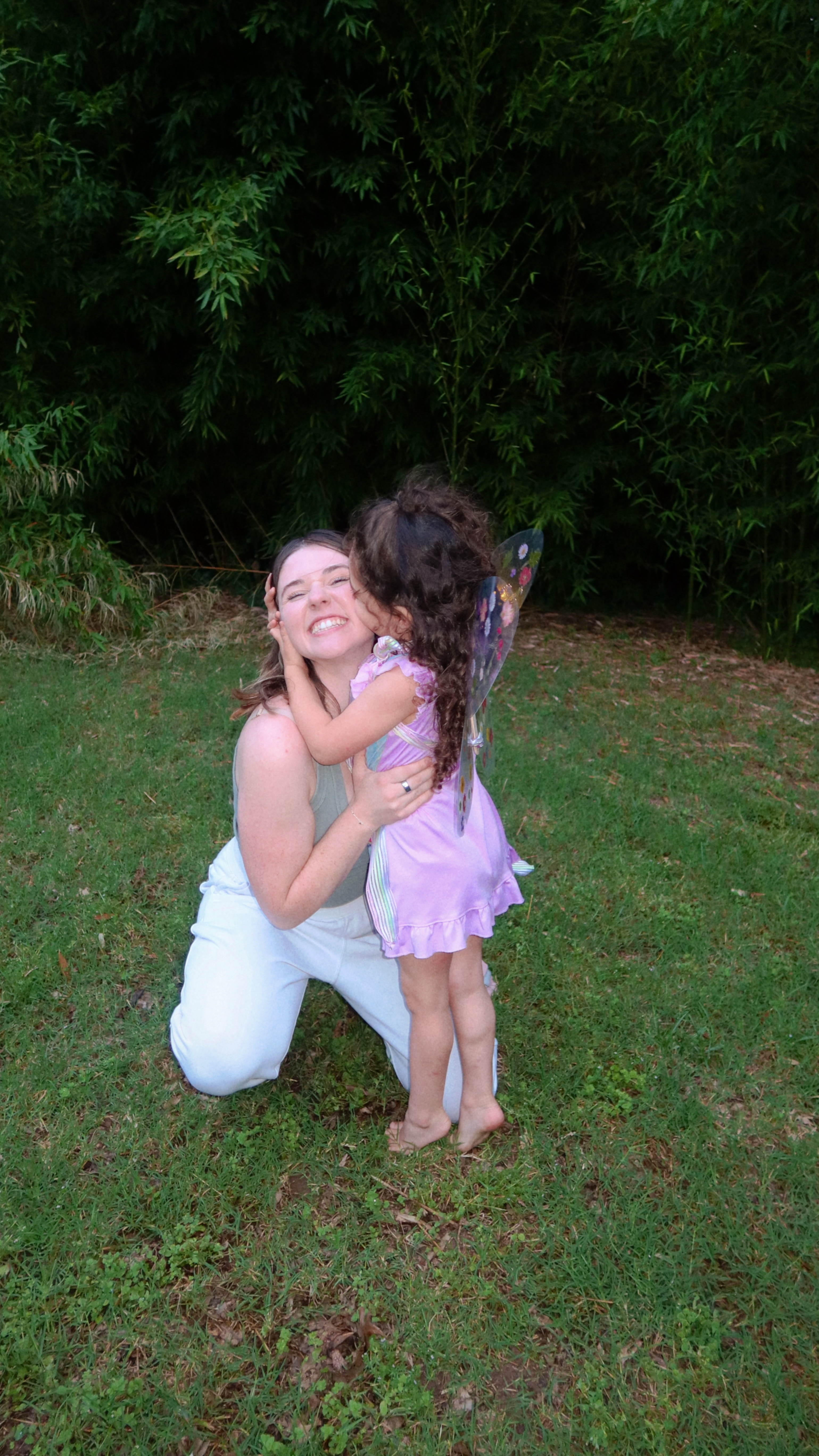 DIY fairy wings! 
Items needed : 
Laminator
Laminator pouches 
Dried flowers 
Glue gun 
Hole punch
Ribbon 

#LTKKids