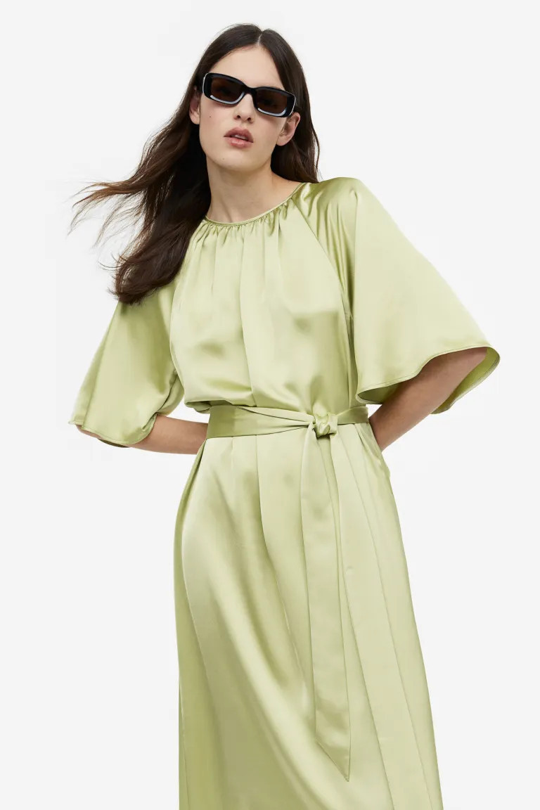 Tie-belt satin dress | H&M (UK, MY, IN, SG, PH, TW, HK)