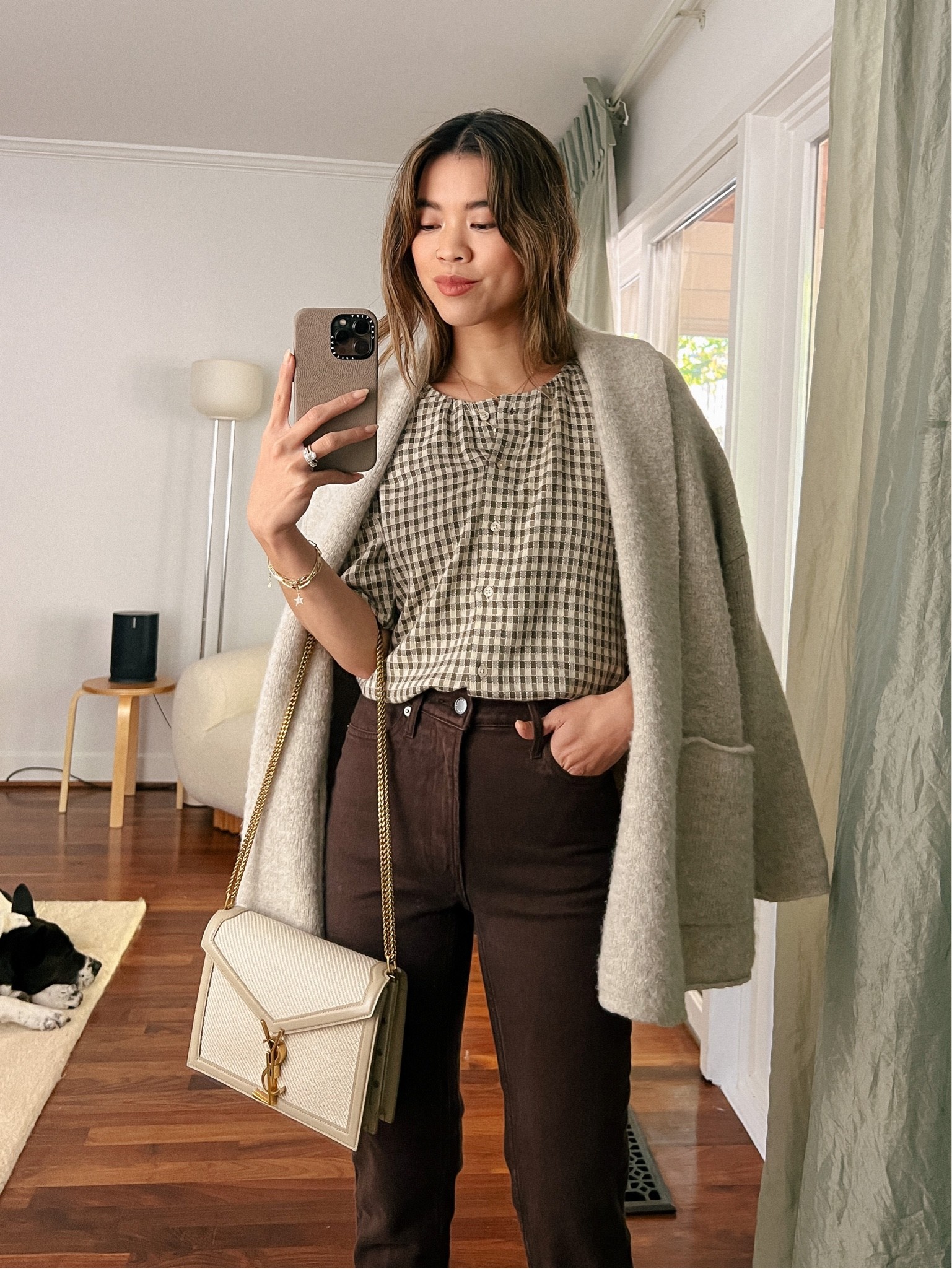 Able brown button down top with Everlane brown denim jeans 

Top: XXS/XS
Pants: 00/0
Shoes: 6


#fallfashion
#fallstyle
#falloutfits
#able  
#datenight
#sweater 
#workwear
#businesscasual 
#creamsweater 
#buttondown
#brownpants
#denim
#jeans
#mules
#layeredfashion 

#LTKstyletip #LTKSeasonal #LTKworkwear