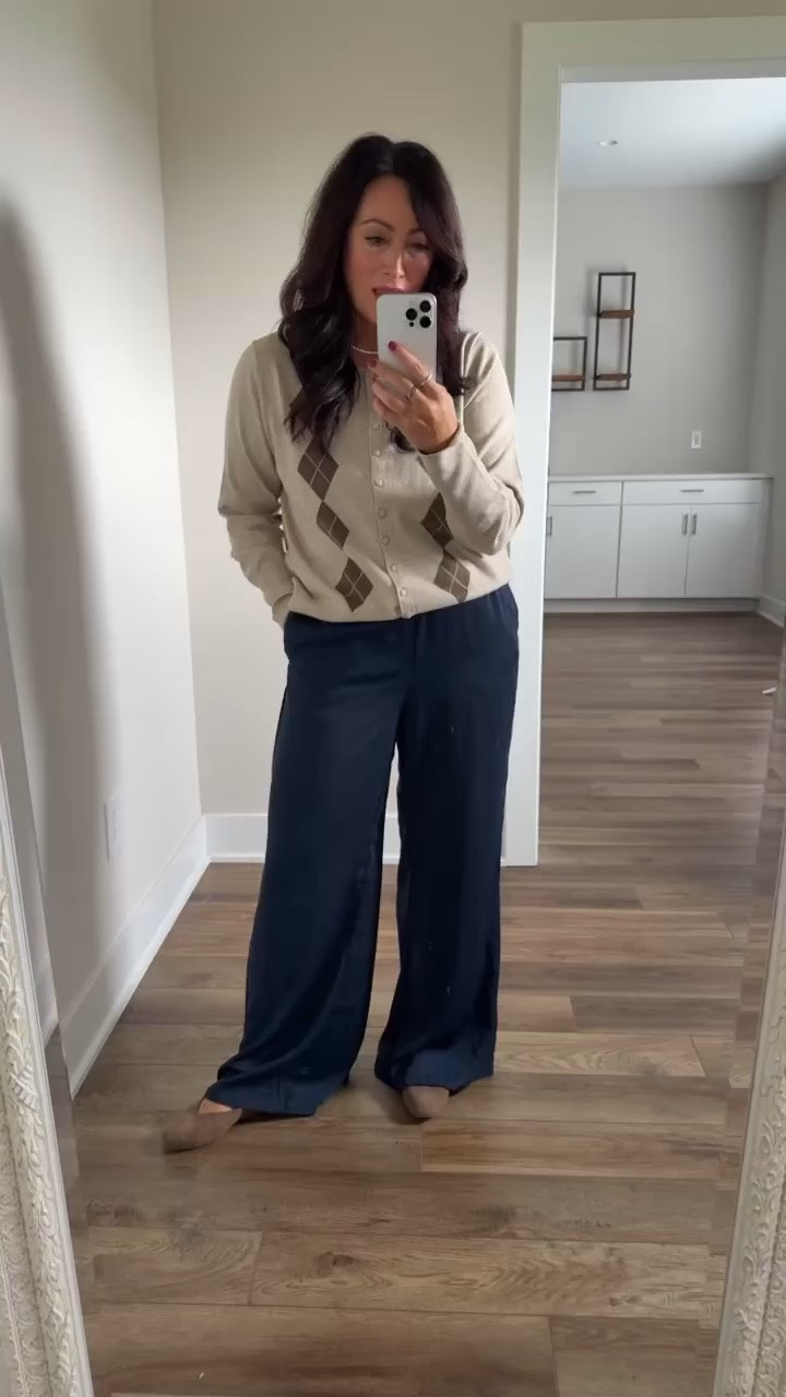 Weekly Target Tuesday finds! 🎯 @Target pull on silk like pants! A little long but overall so comfortable and a great price! Sweater comes in a bunch of different colors. Sweater - large

#LTKootd #LTKSeasonal #LTKdayinmylife