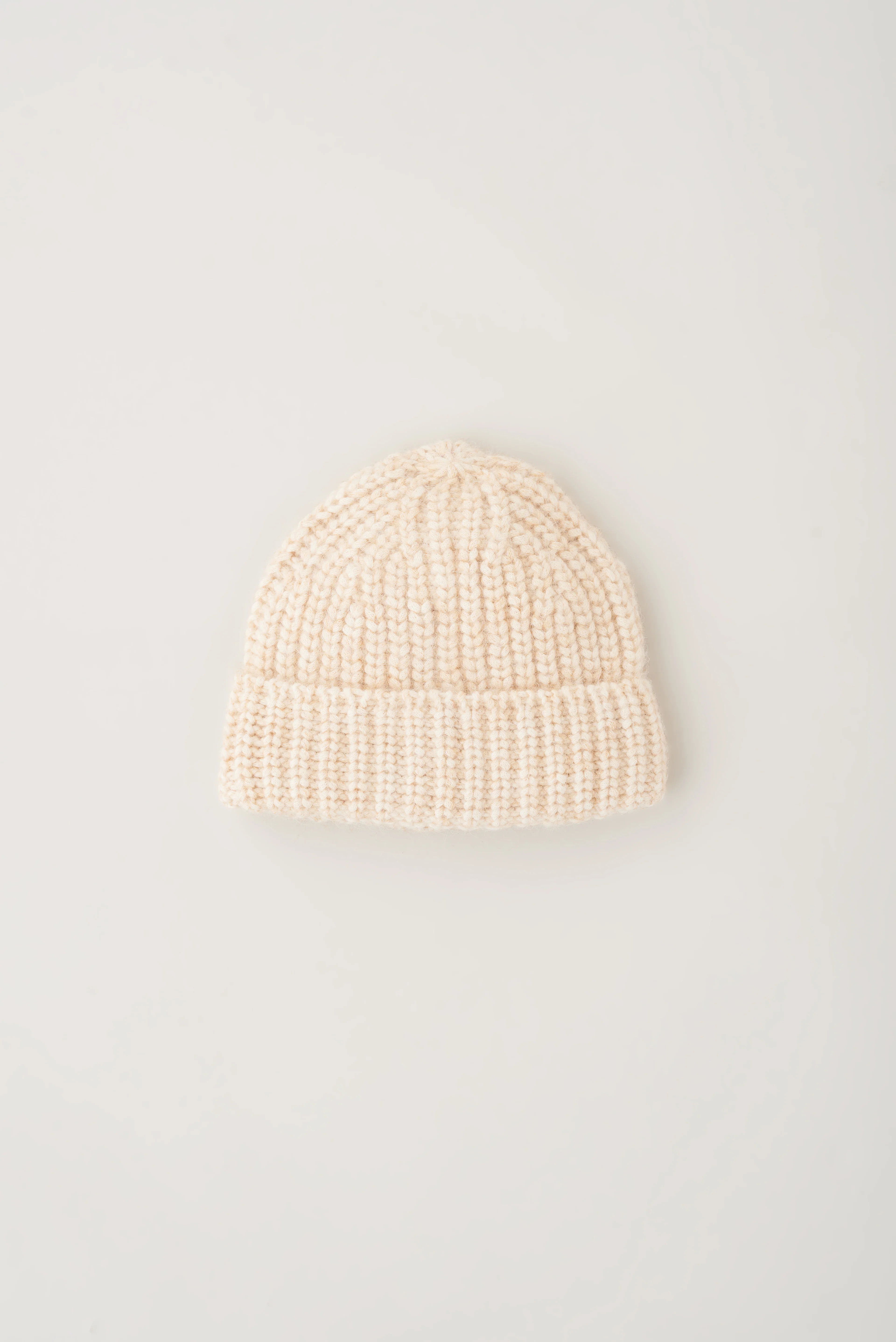 Fuzzy Beanie | Kotn | Kotn