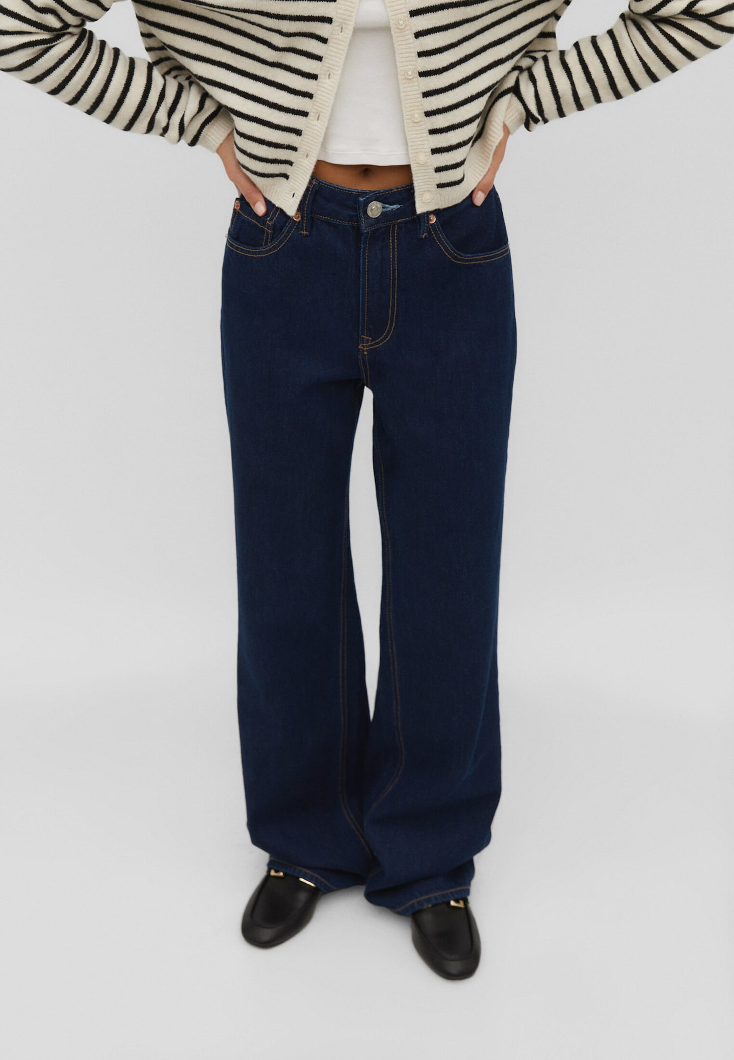 D92 straight wide | Stradivarius (IT)