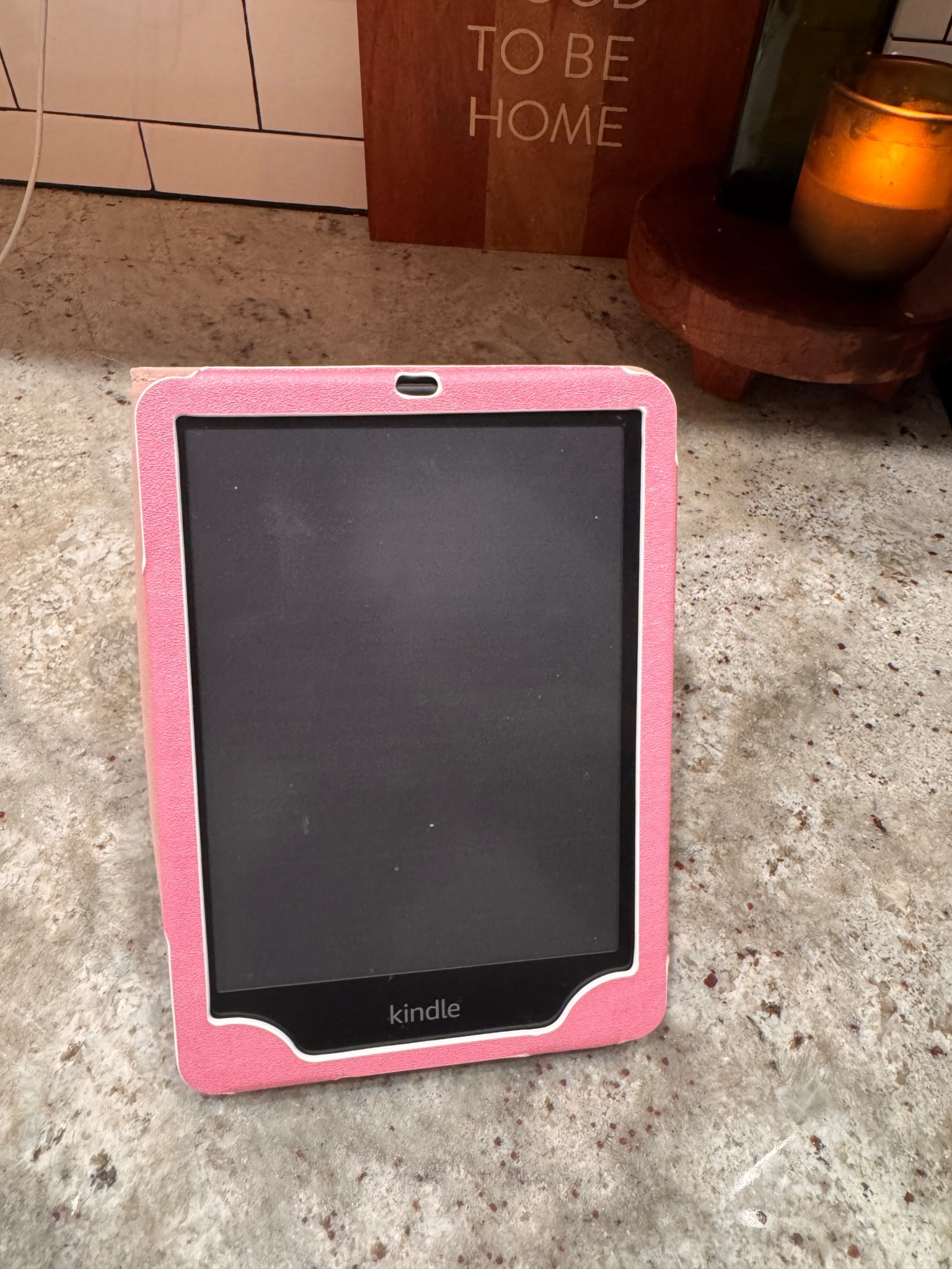 Kindle case from Amazon with built in stand!

#LTKHome #LTKFindsUnder50 #LTKTravel