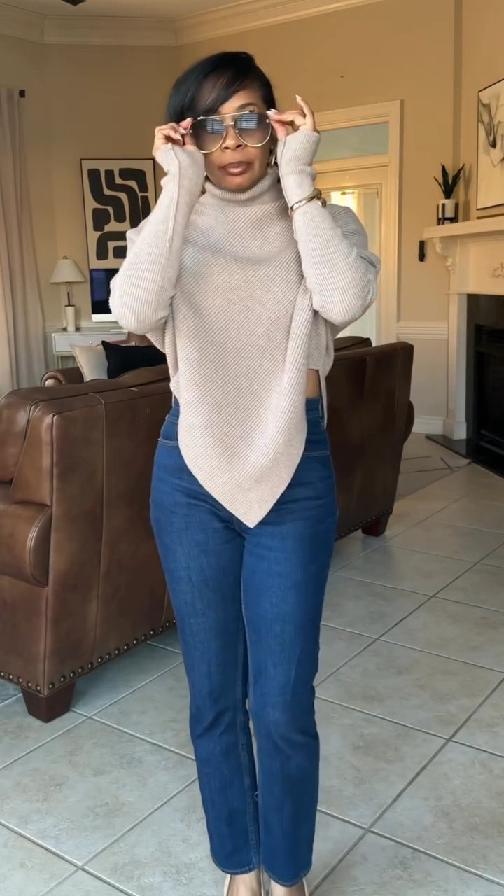 I don’t get dressed to impress anymore.

I get dressed to feel grounded.
Comfortable. Polished. Like myself.

A simple knit, great denim, a signature scent, and sunglasses that say I’m not explaining anything today.

Nothing loud.
Nothing forced.
Just ease.

If effortless style is your language, stay awhile.

xoxo, Mystiqua Trinette

#styleover40 #over40style #womensstyle #styleoverfashion #effortlessstyle