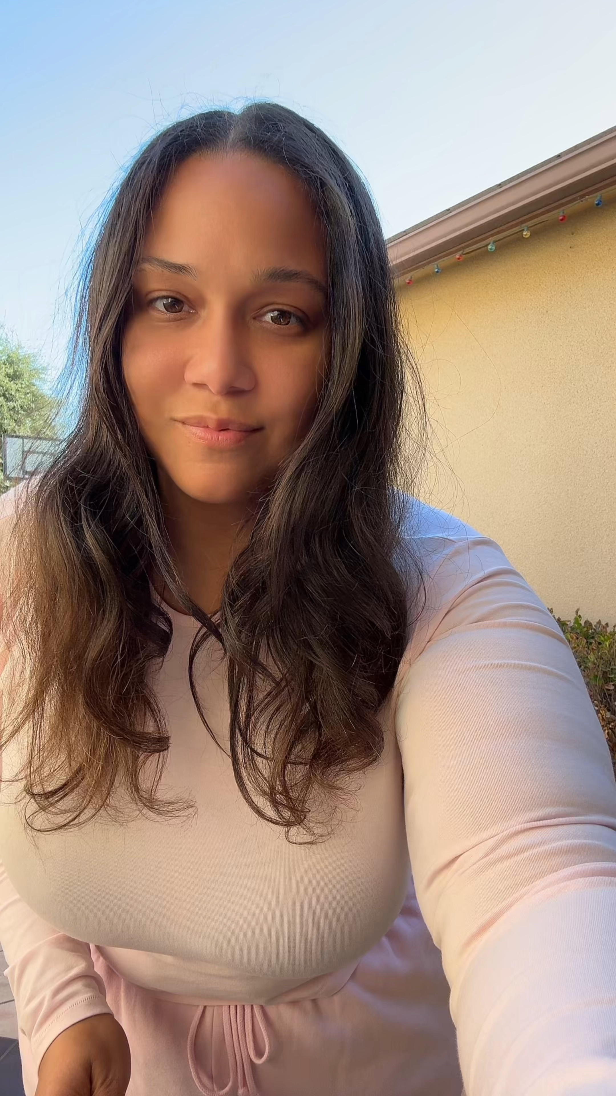 The cutest SKIMS lounge set for running mom errands! 🎀

#LTKFallSale #LTKStyleTip #LTKPlusSize