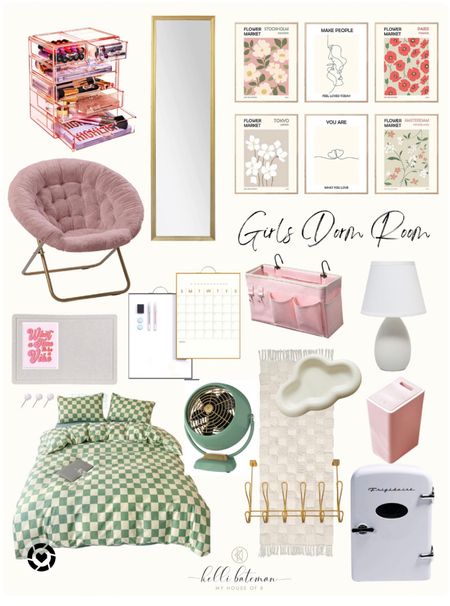 Girls dorm room bedding and decor! 