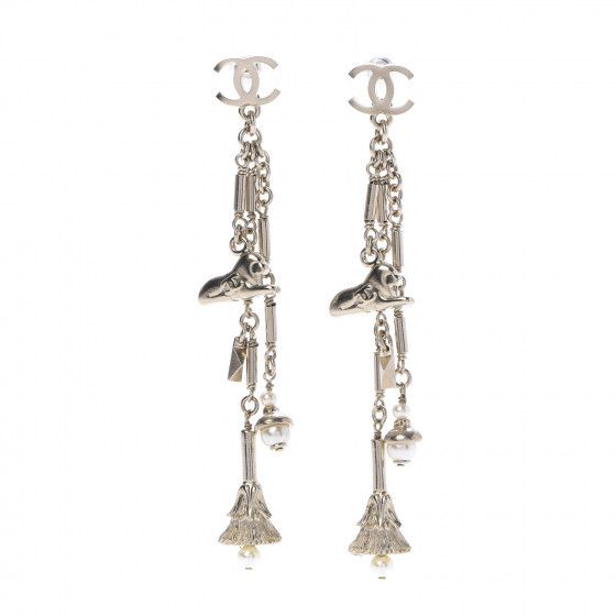 CHANEL Pearl CC Drop Earrings Gold | Fashionphile