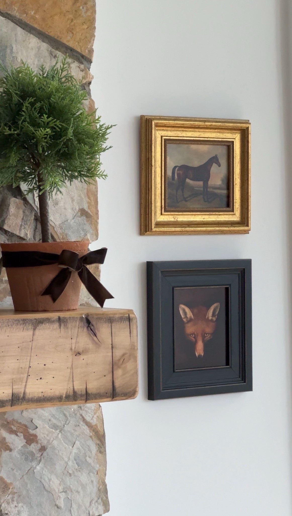 Timeless artwork styled with just a few fall touches—such an easy way to make a space feel warm and classic.
#HomeDecor #NeutralHome #ArtInspo #FallDecor #CozyHome #InteriorInspo #SeasonalDecor #LTKFinds

#LTKHome #LTKSeasonal

#LTKSeasonal #LTKHome