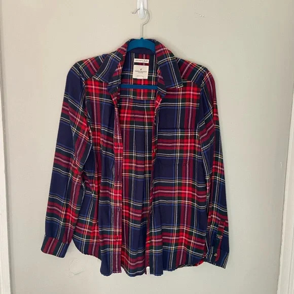 AE Women’s Plaid Flannel | Poshmark