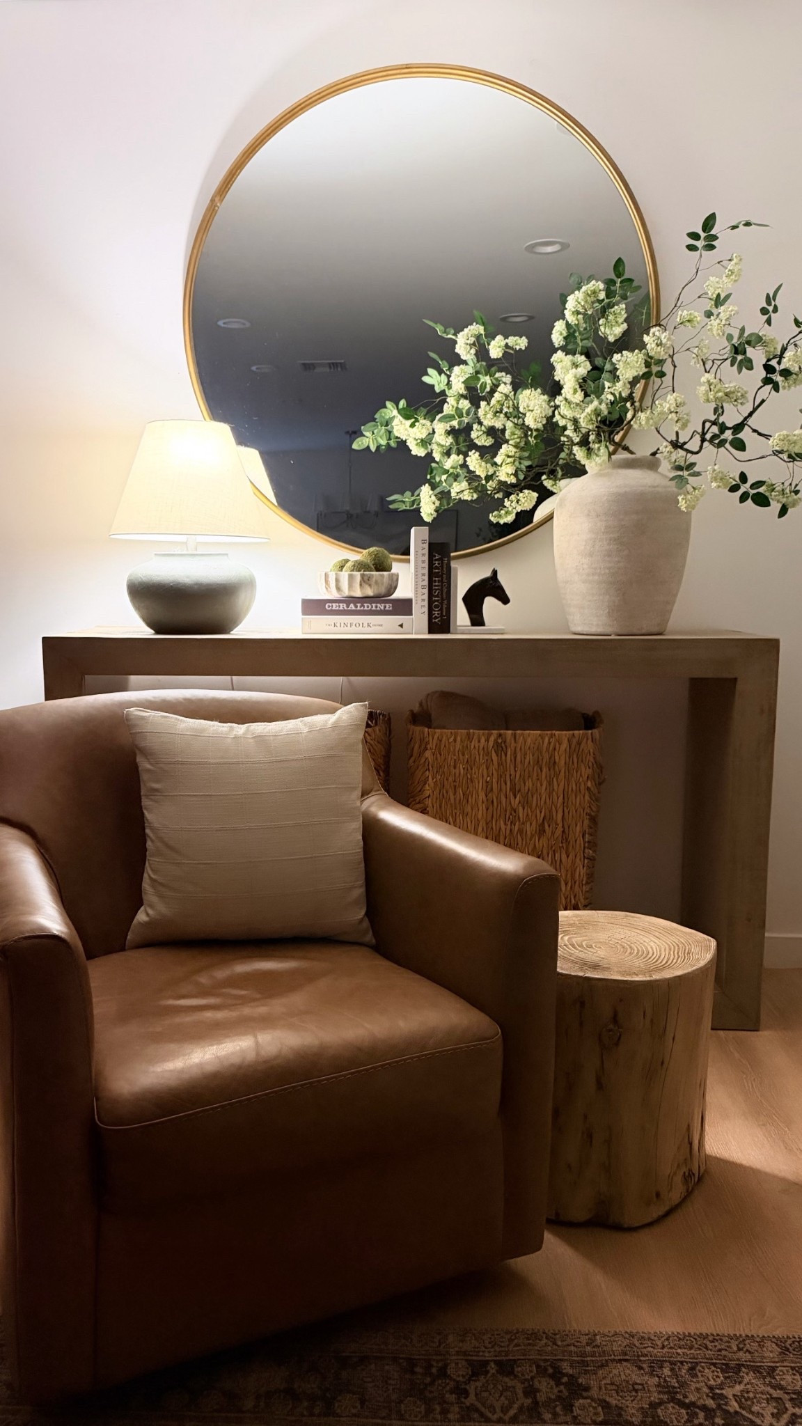 Still not over these stems! 
#homedecor #homefinds #springdecor #homerefresh #cozyhome 

#LTKHome #LTKSaleAlert #LTKvlog