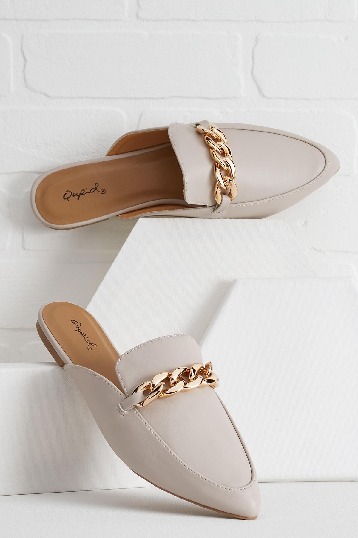 nothing nude here flats | Versona