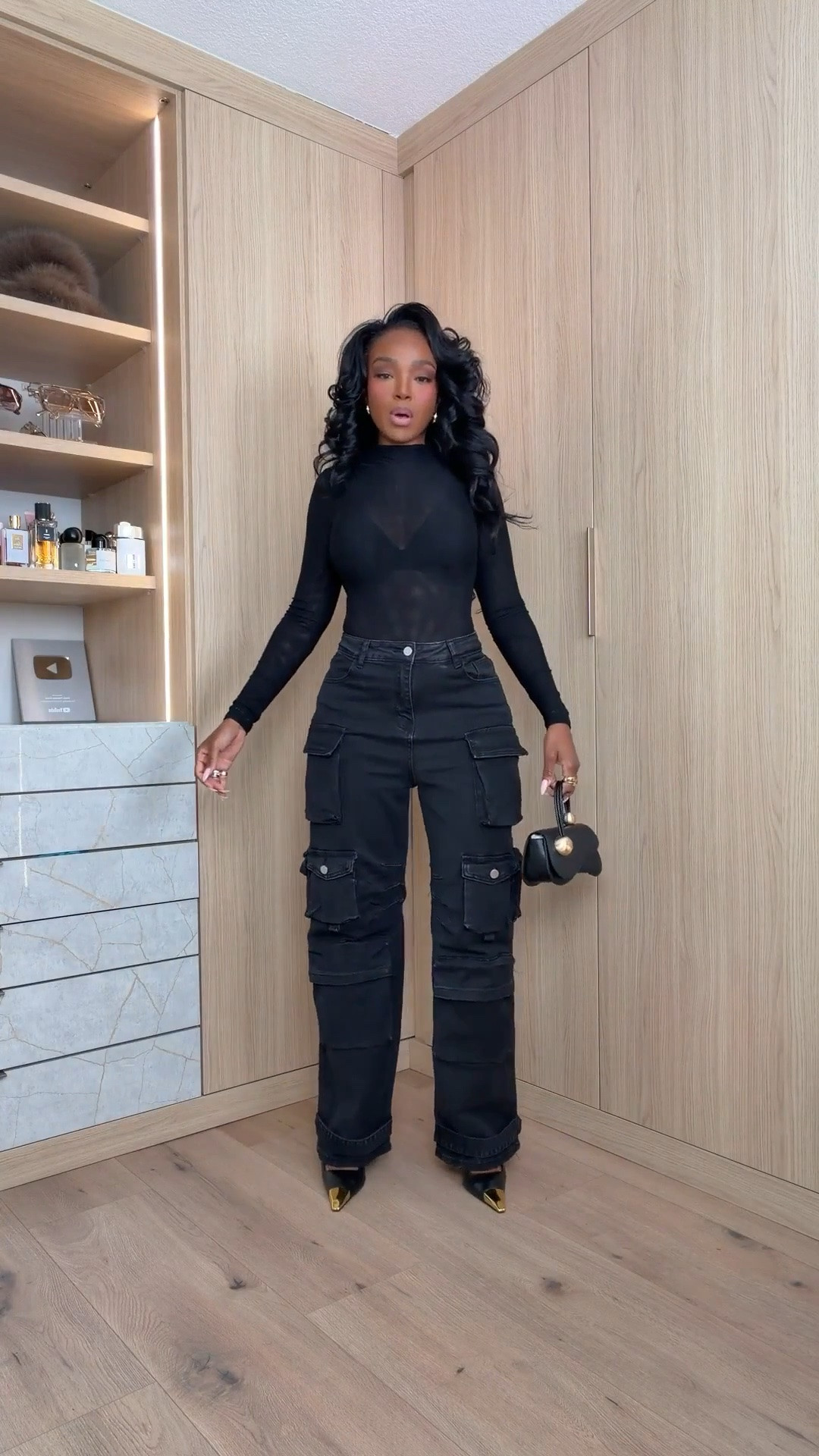 Scroll to shop! ✨ Fall outfits petite women. Everything from this look is linked below. 👇🏽    Wearing: Size Small | 5’4” | 140 lbs  📲   Download the FREE LTK app & follow me (@kirasfashionfinds) to shop all my daily finds.

#LTKootd #LTKPetite #LTKU