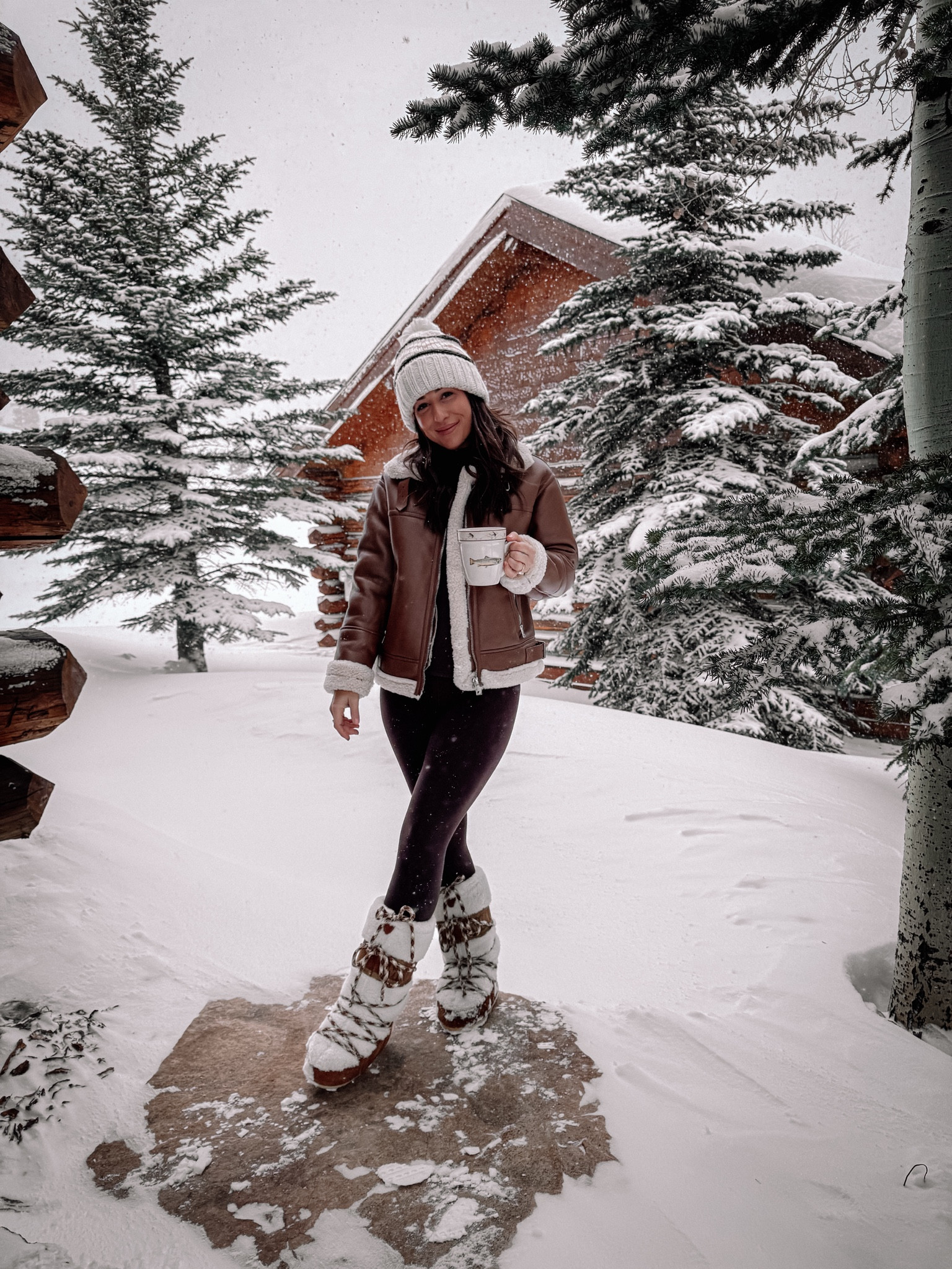 Moon bootss size 36
Fleece jacket size xs 
Target beanie
Lululemon leggings size 4
Lululemon long sleeve size 4
#winter #snow #laurabeverlin

#LTKHoliday #LTKSaleAlert #LTKFindsUnder50