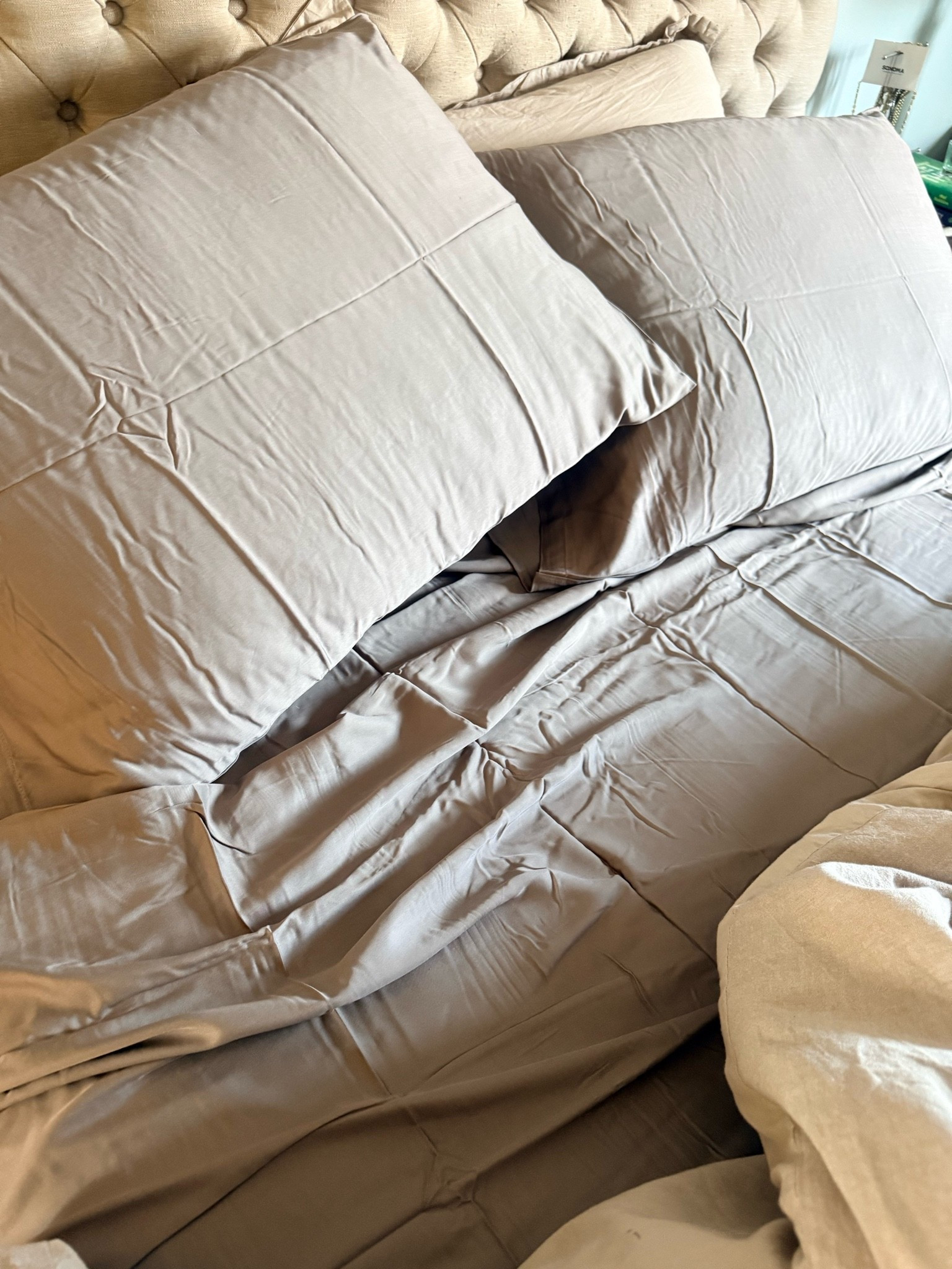 Bedroom refresh?! Grab the best bamboo sheets while they are over 50% off! 
Quince is unmatched

#LTKSaleAlert #LTKHome #LTKBeauty