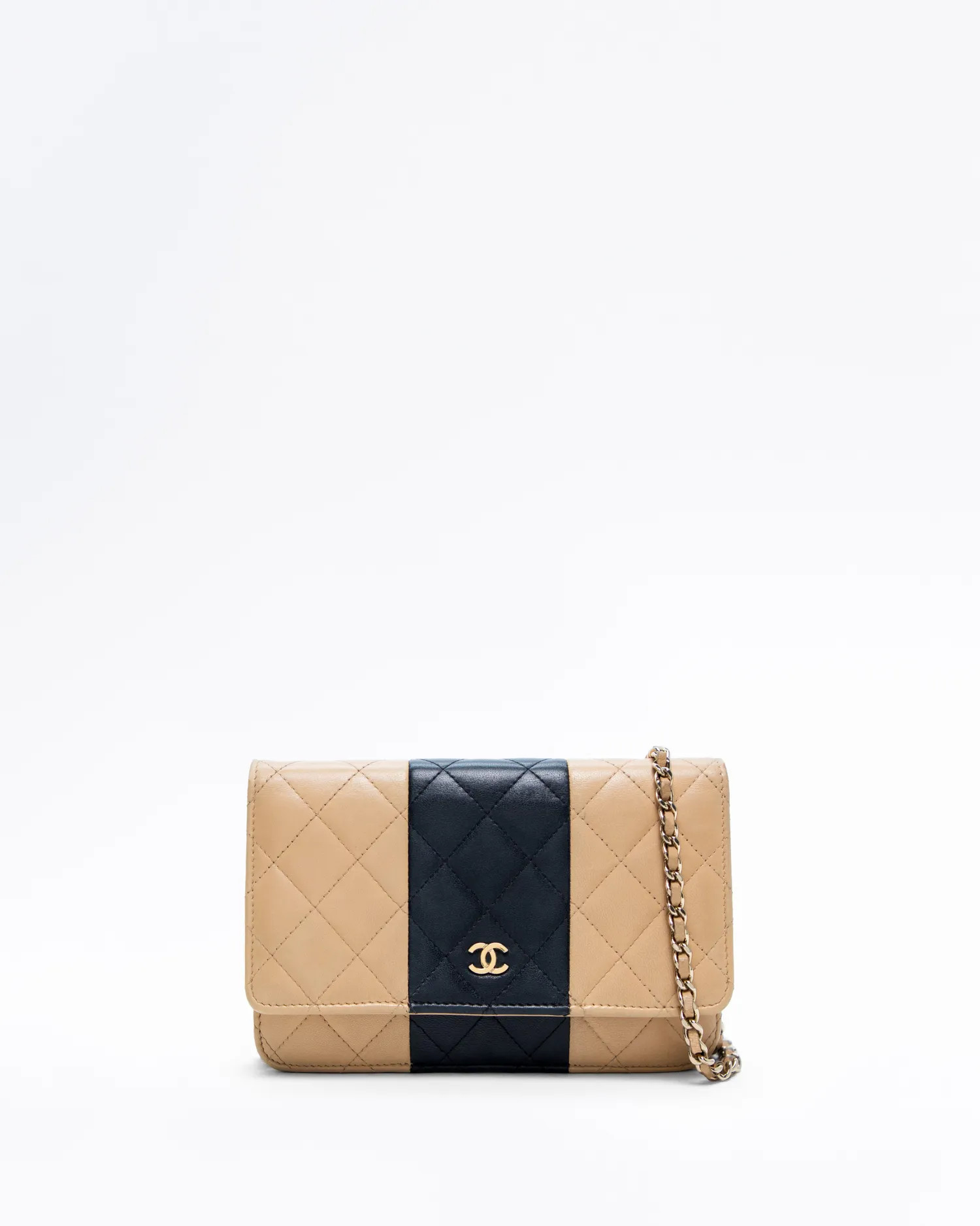 Lambskin Quilted Wallet on a Chain | Vivrelle