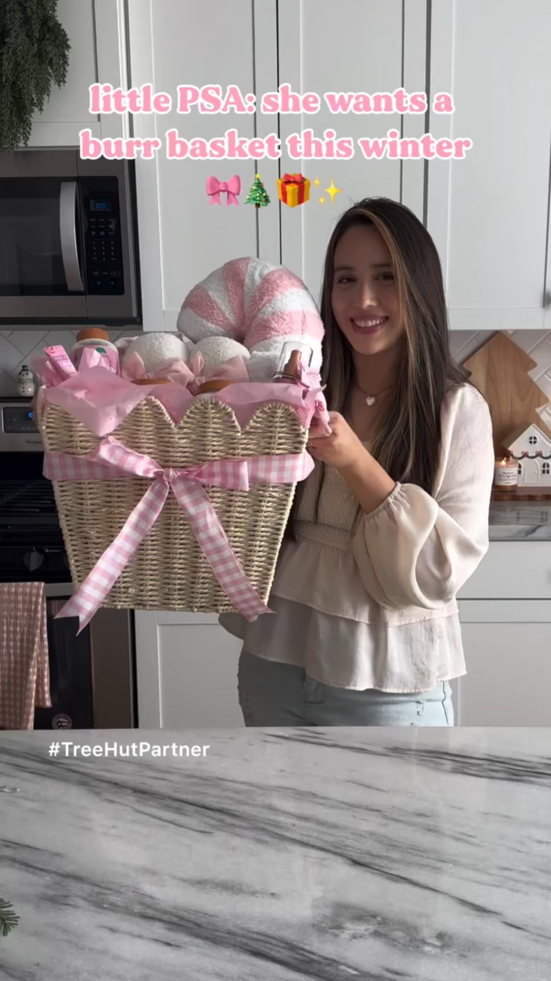 Here’s a fun burr basket idea filled with my favorite self-care goodies from the @TreeHut 💕 

Their Merry Mint Collection smells amazing, so of course, I had to add it to the basket. #treehutpartner It’s the perfect festive blend of sweet peppermint and cozy vanilla! I also added a touch of bedazzle to make it extra festive.✨ 

Get yours today on @Amazon or comment “MERRY” and I’ll send you a 🔗🎀 #treehut