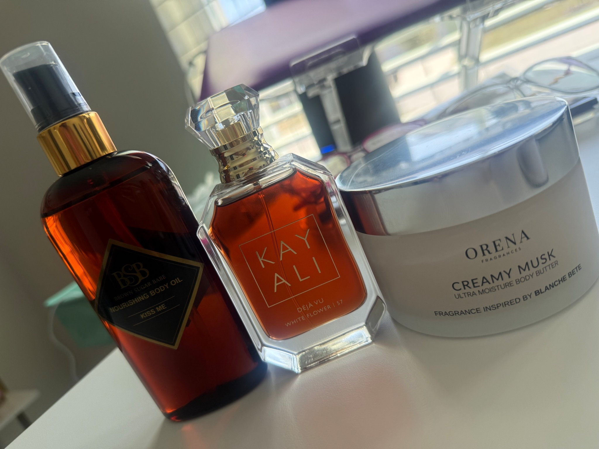 KayAli Deja Vu White Flower
Top notes: Green Pear, White Nectarine, Lush Gardenia Middle notes: Indian Jasmine Absolute, Orange Flower, Tuberose Infusion Bottom notes: Crystallized Patchouli, Cashmere Woods, Sri Lankan Sandalwood, Tahitian Vanilla

#LTKSaleAlert #LTKFindsUnder100 #LTKOver40