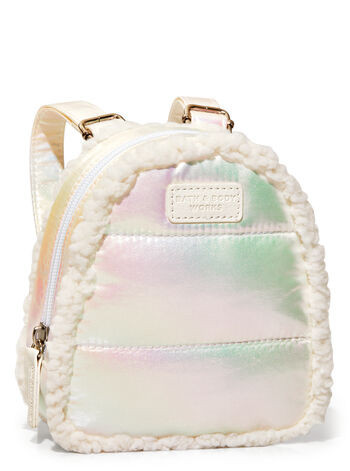 Iridescent Puffer


Cosmetic Bag | Bath & Body Works