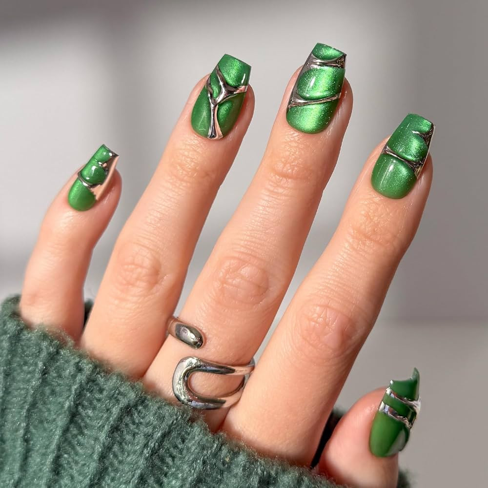 Glamnetic Press On Nails x Harry Potter™ - Salazar Slytherin™ | Medium Coffin Fake Nails with... | Amazon (US)