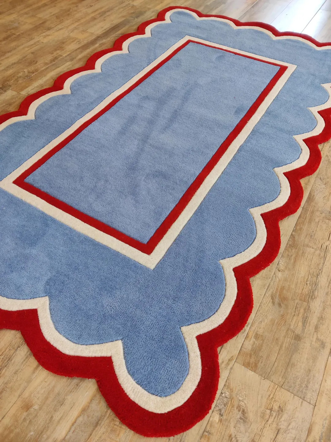 Handmade Wool Tufted Rug, 5x7 Blue And Red Scalloped Indian Dhurrie Rug, Scalloped Rug, Home Deco... | Etsy (US)