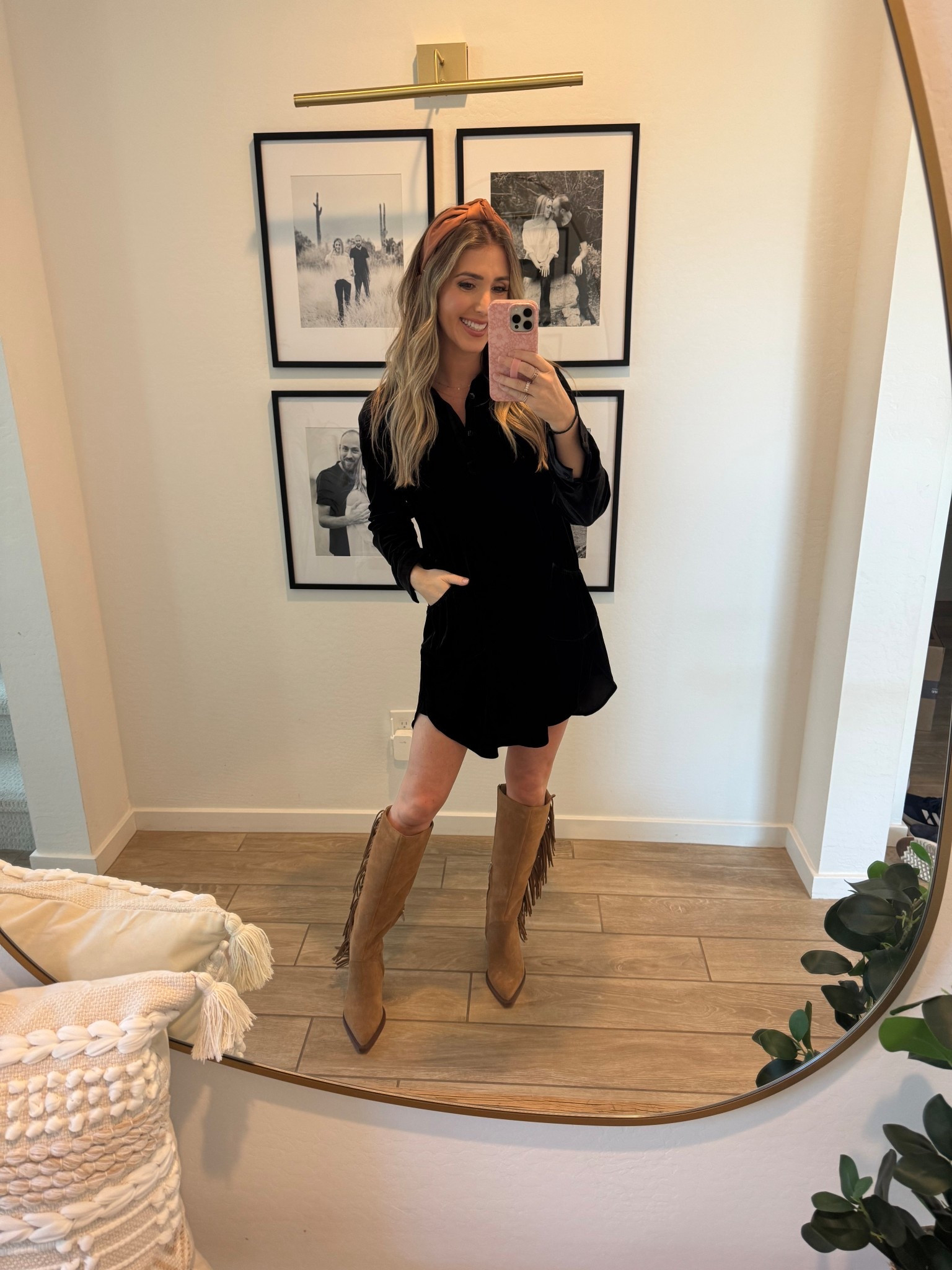 The perfect fall dress! Love that it has long sleeves and pockets. 

Thanksgiving outfit 
Holiday dress
Velvet holiday outfit 

#LTKHoliday #LTKFindsUnder50 #LTKSeasonal