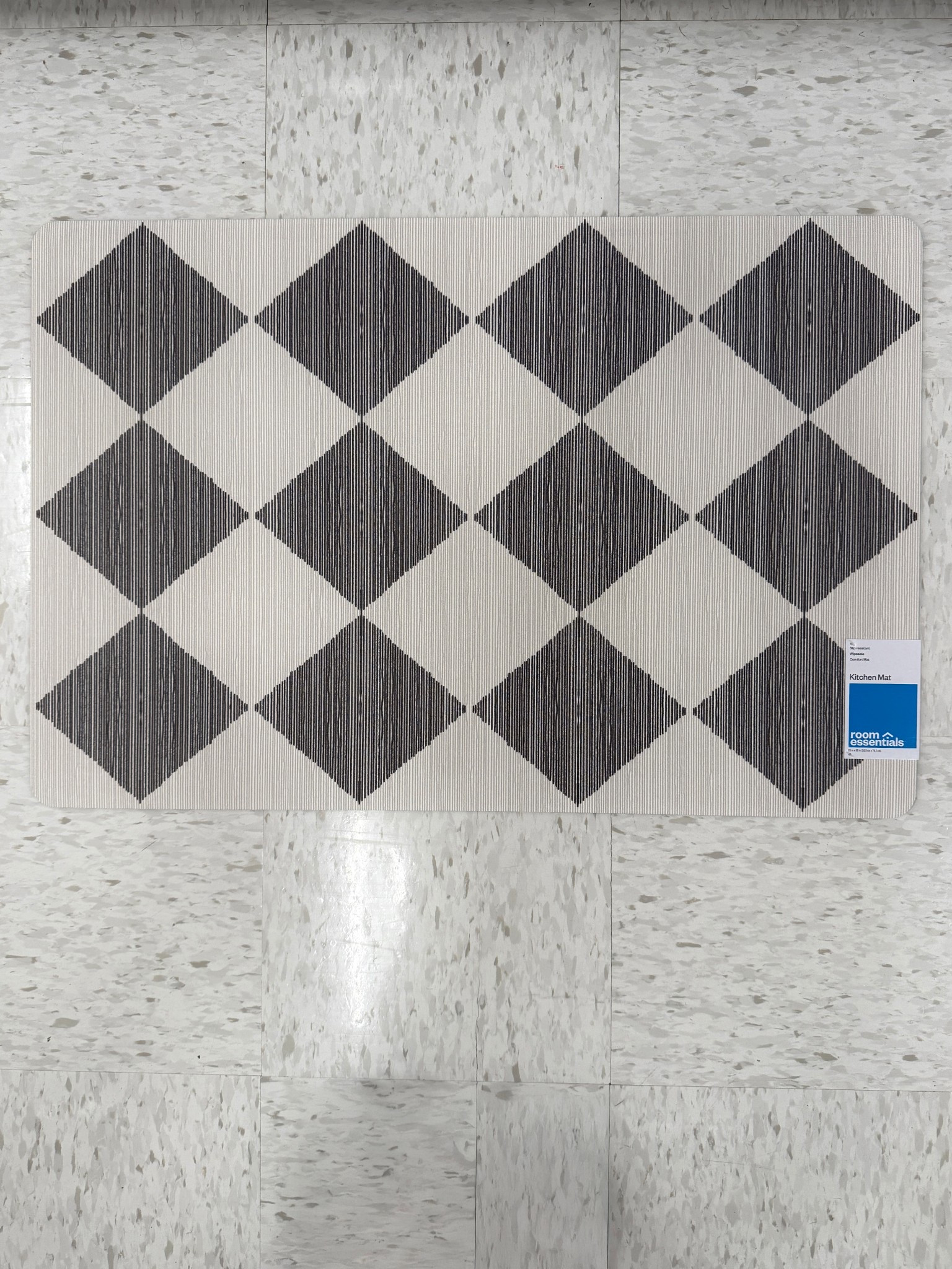Affordable style meets everyday function!🤍 The Low Profile Kitchen Mat in Black Diamond from Room Essentials is a simple, modern way to add pattern to your kitchen. 🖤  The black diamond design on a white backdrop keeps it classic yet contemporary, while the soft polyurethane material makes it comfy underfoot and easy to clean. Low-profile and just $20—a stylish, practical home accent! 🙌🏻 #KitchenDecor #TargetHome #Rug

#LTKSaleAlert #LTKHome