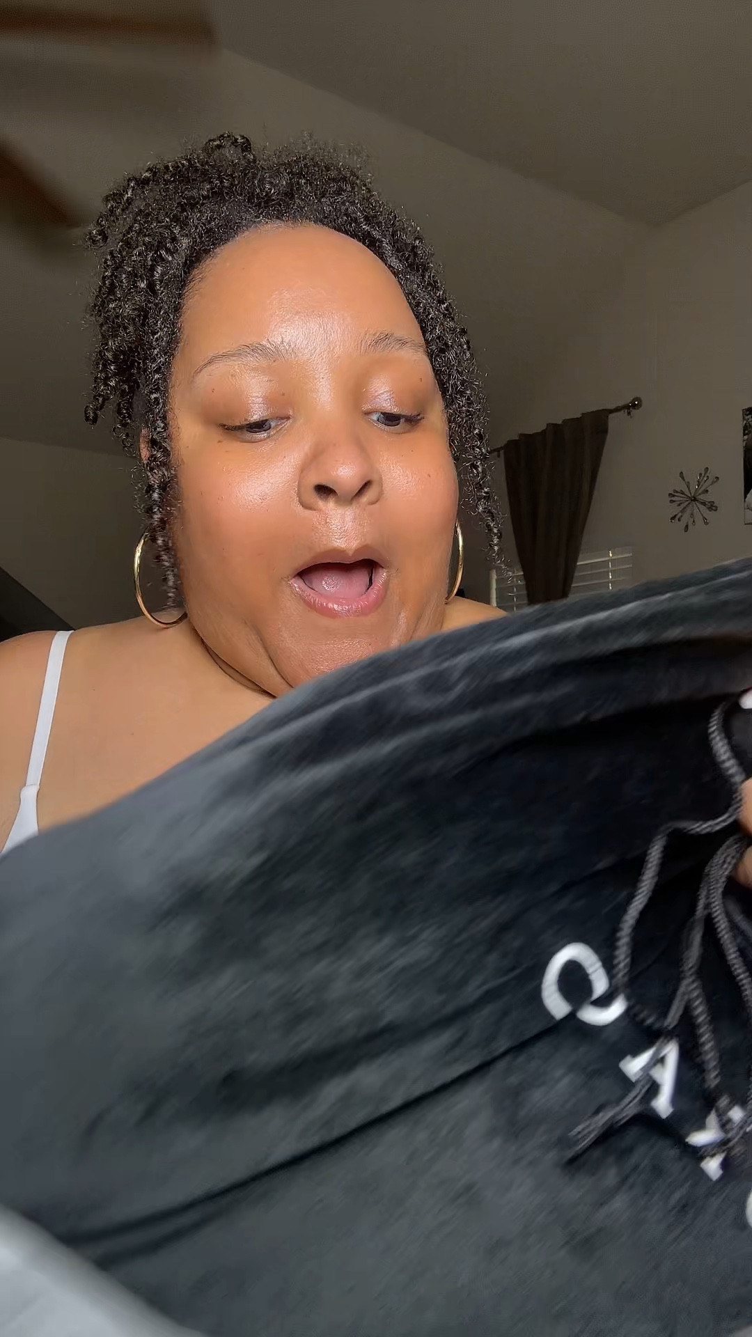 Luxury slidessssss #ltkshoes #comfortableshoes

#LTKselfcare #LTKmomlife #LTKootd